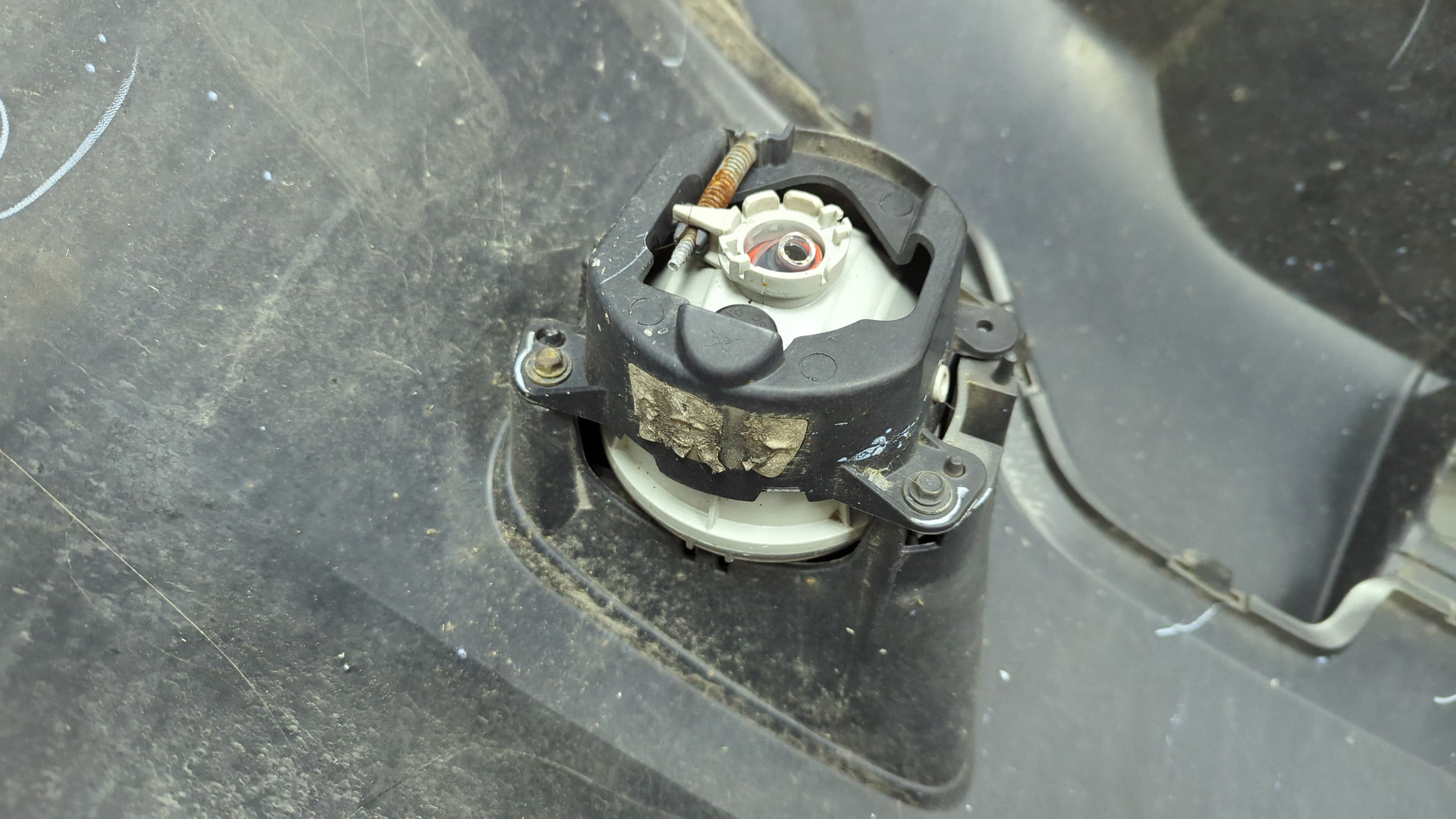 Бампер передний