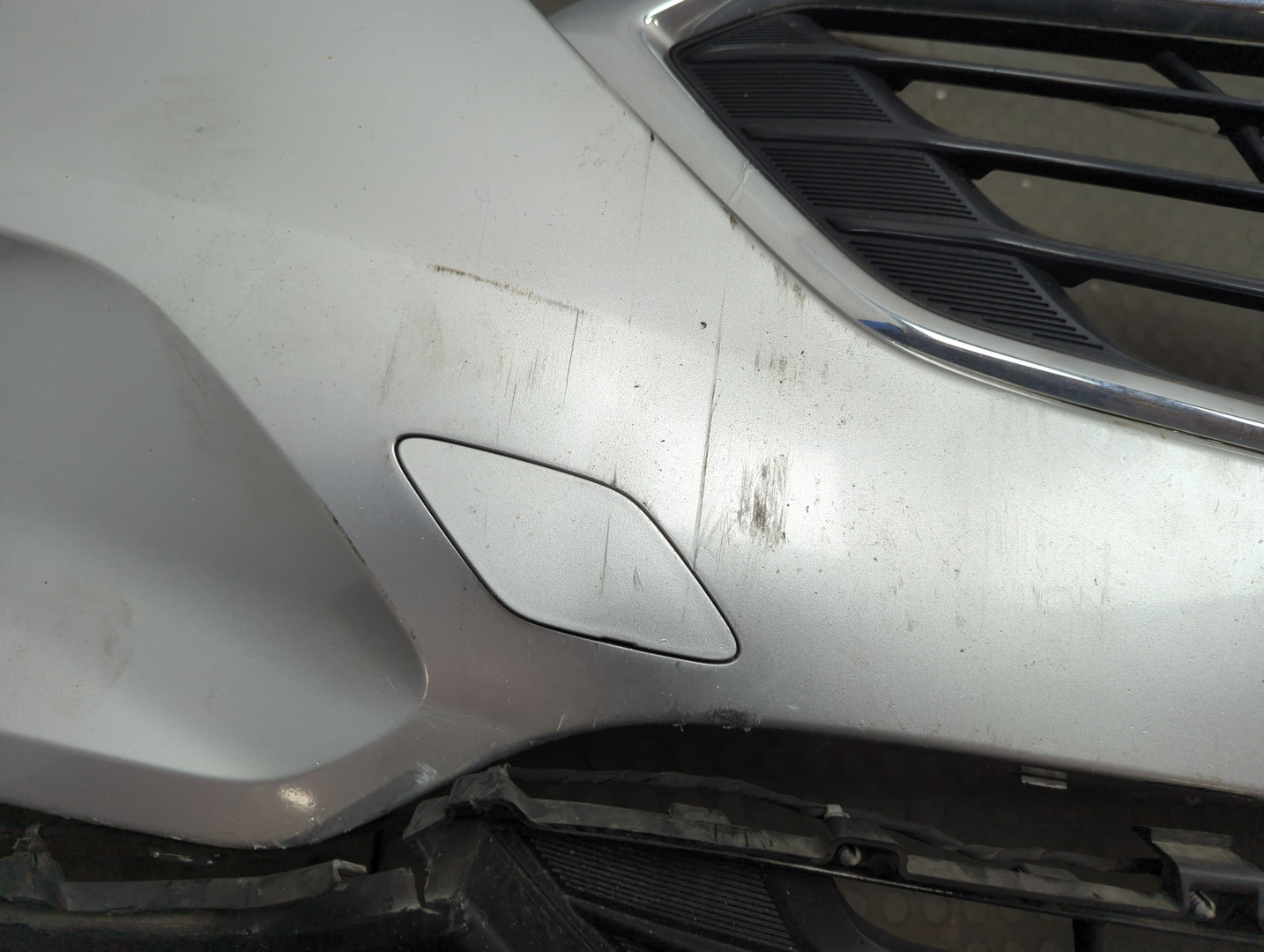 Бампер передний