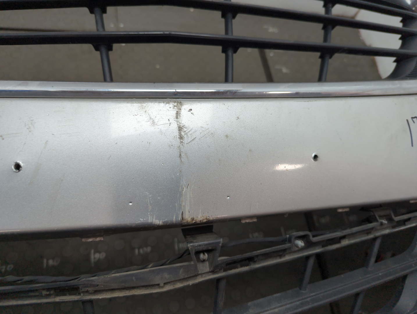 Бампер передний