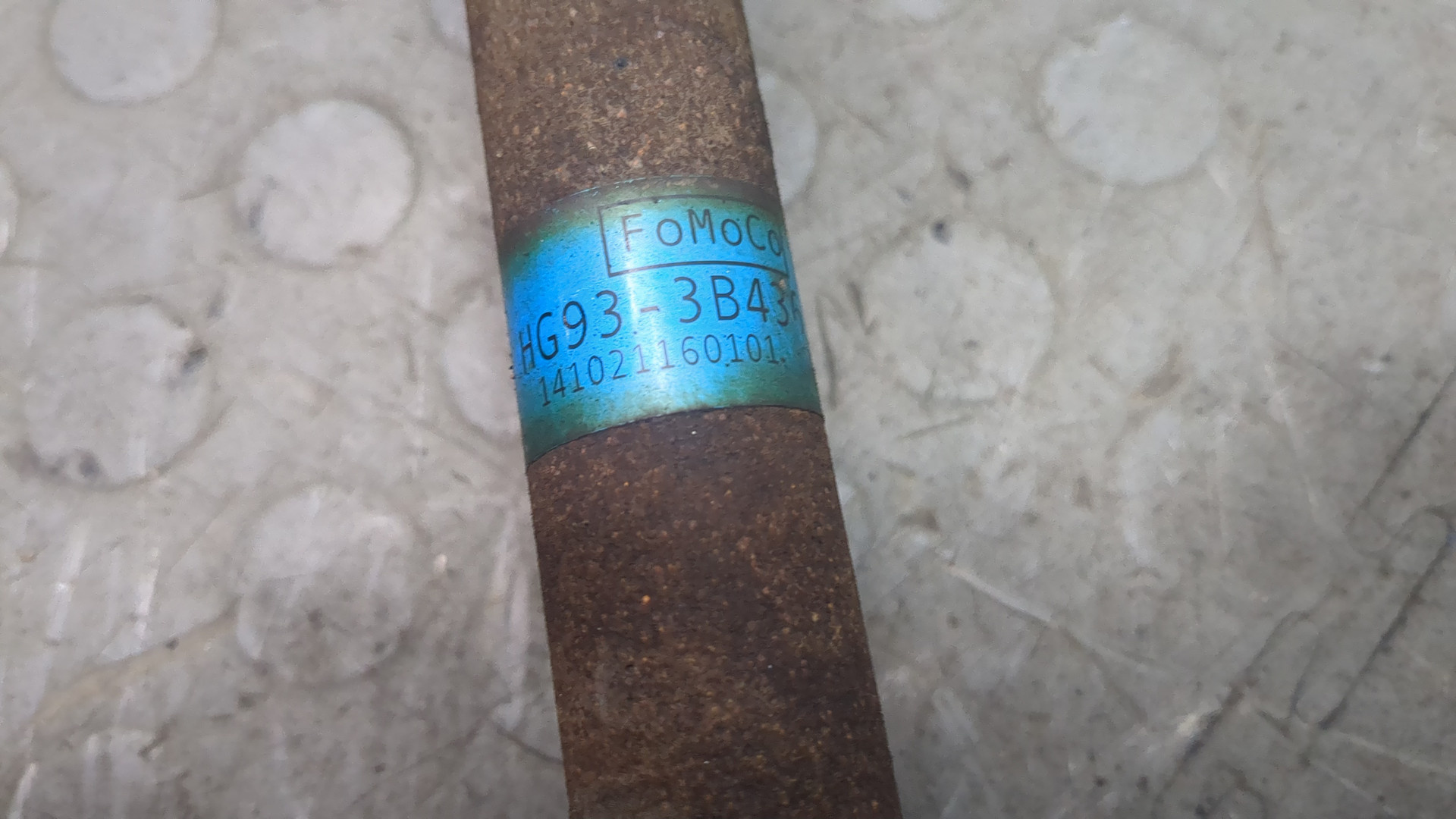 Полуось передняя правая