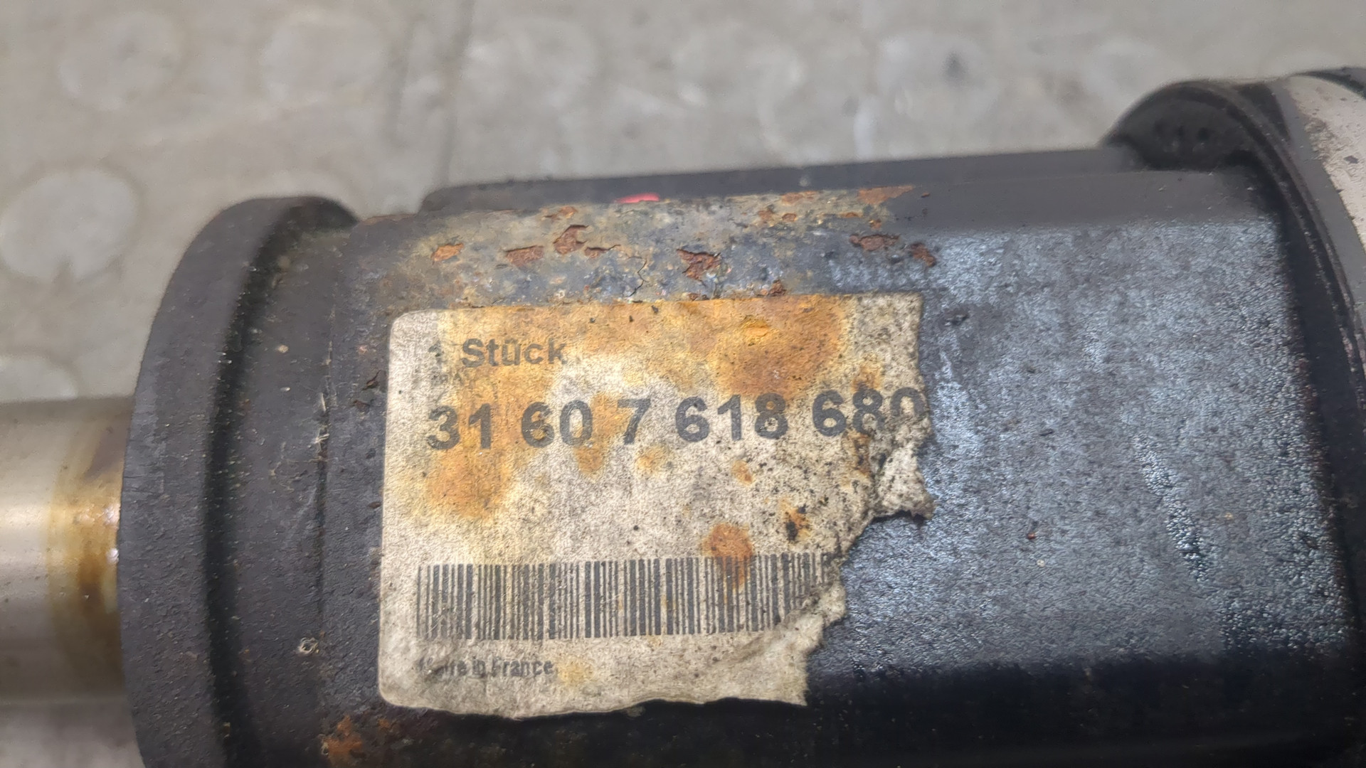 Полуось передняя правая