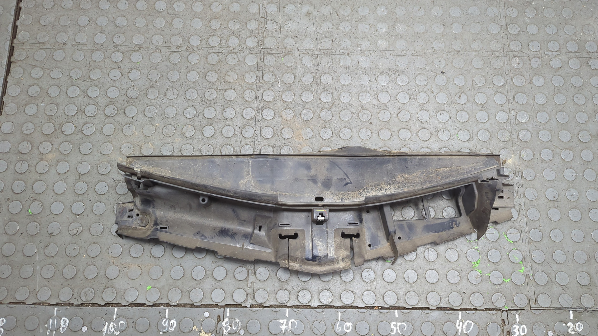 Воздухозаборник (внутри)