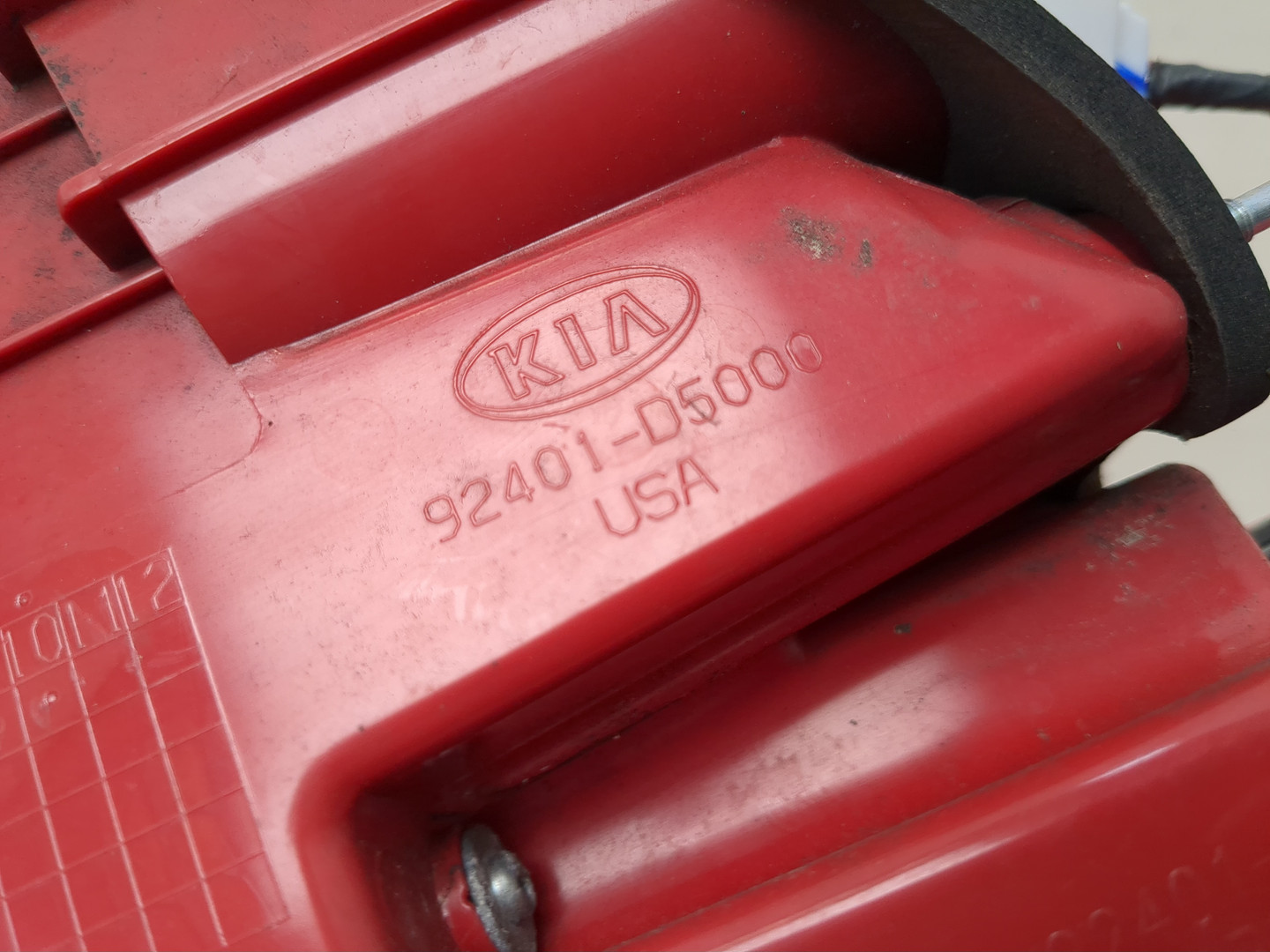 Фонарь задний левый