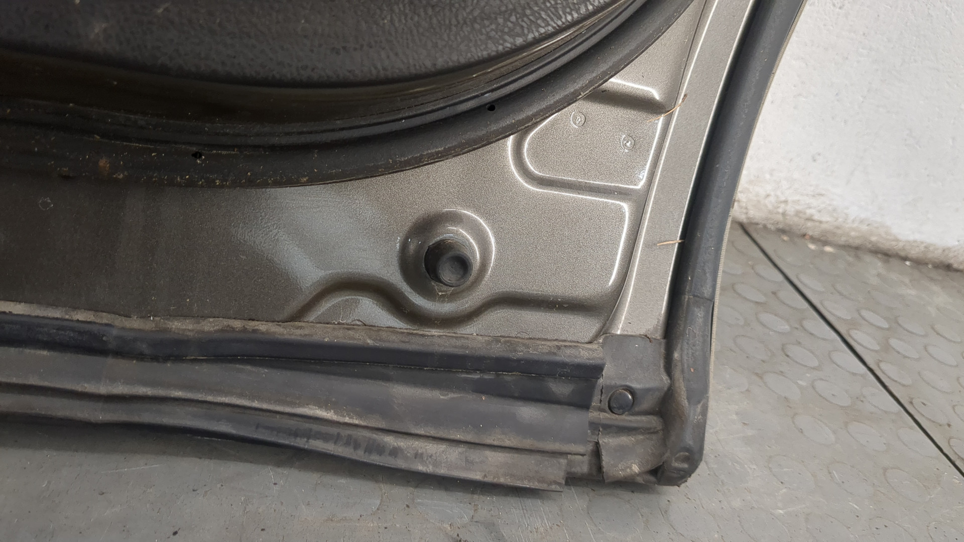 Дверь задняя правая