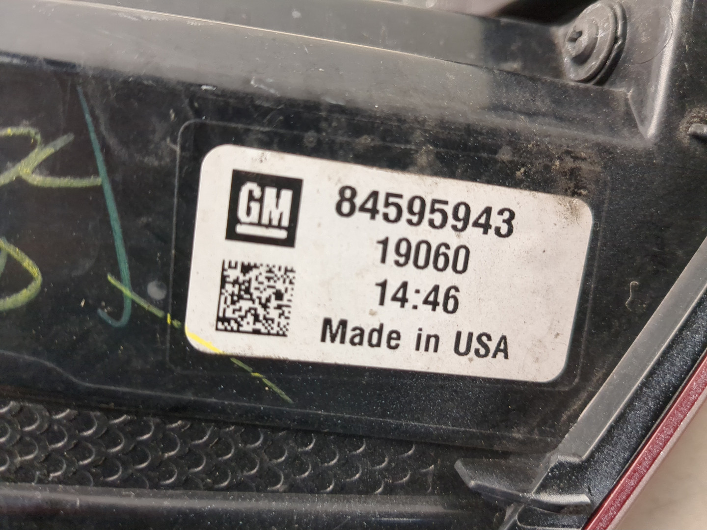 Фонарь задний правый