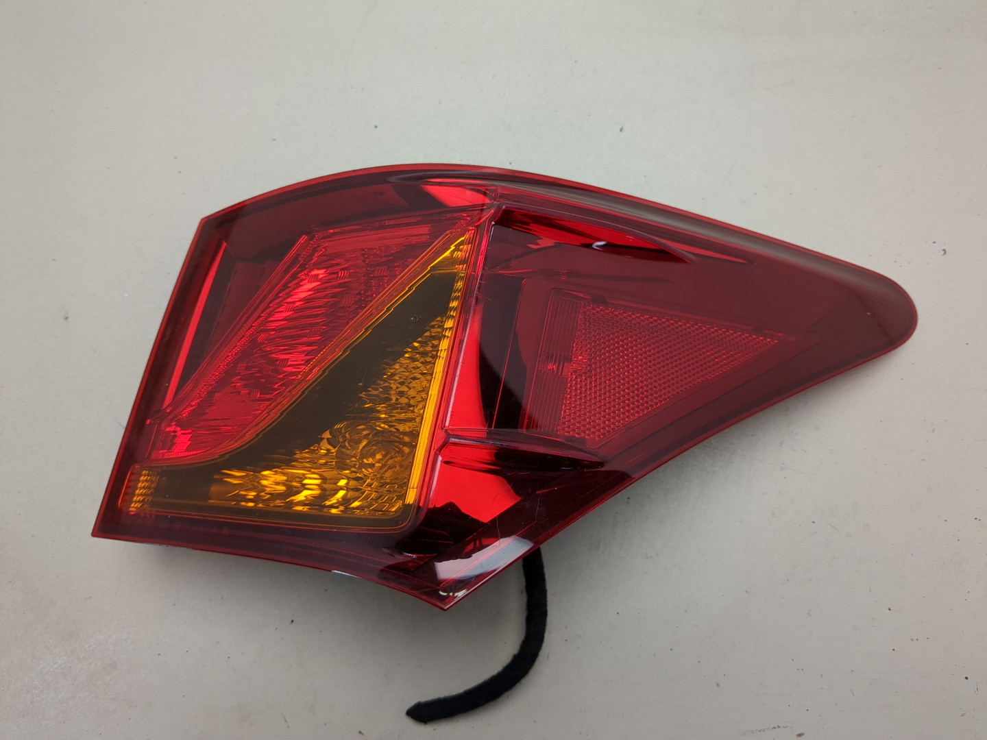 Фонарь задний правый