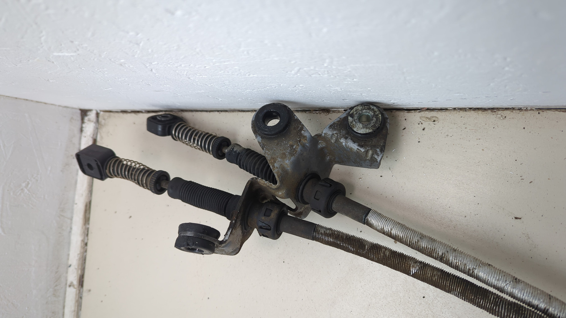 Кулиса МКПП / АКПП