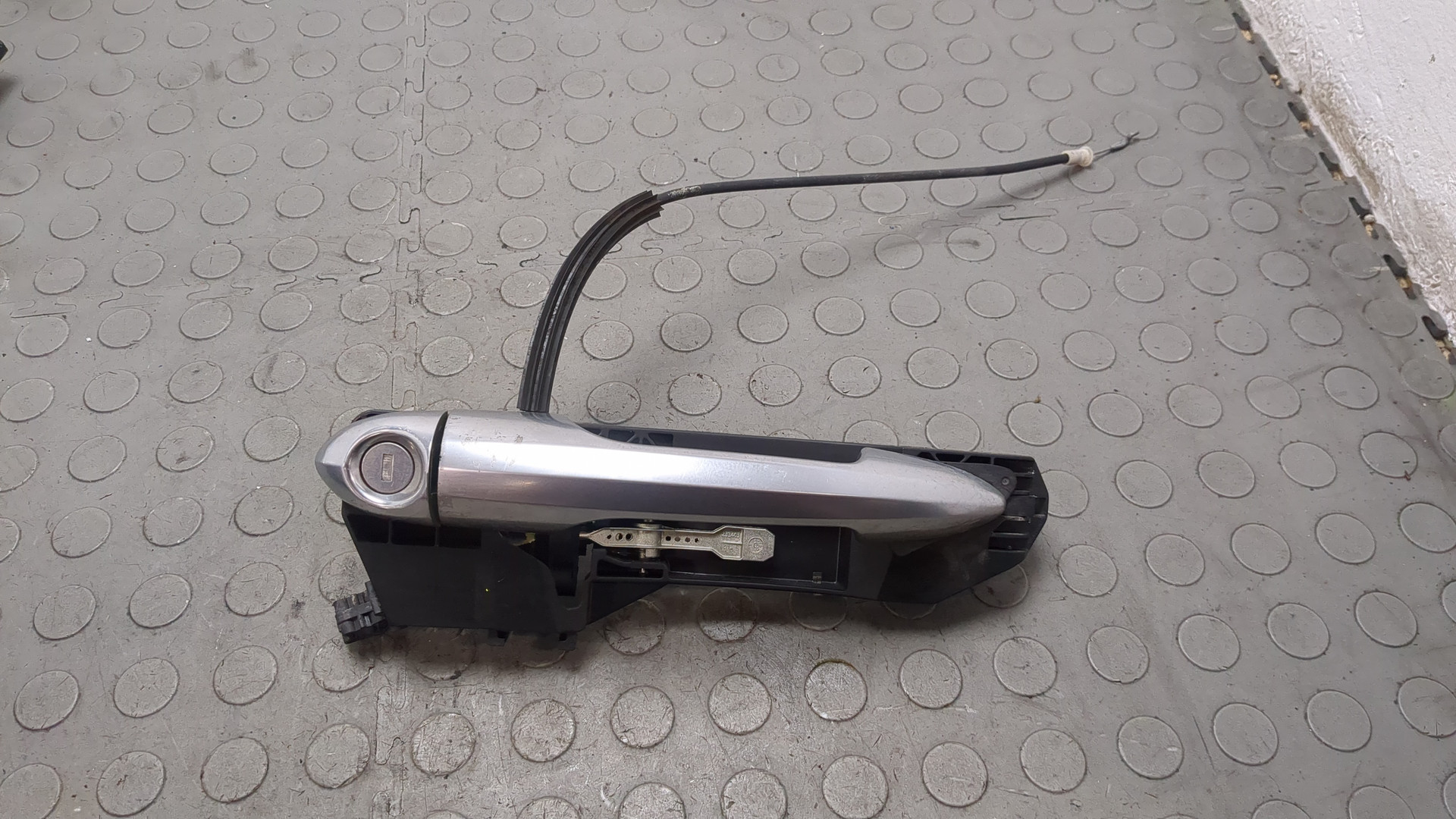 Ручка двери наружная