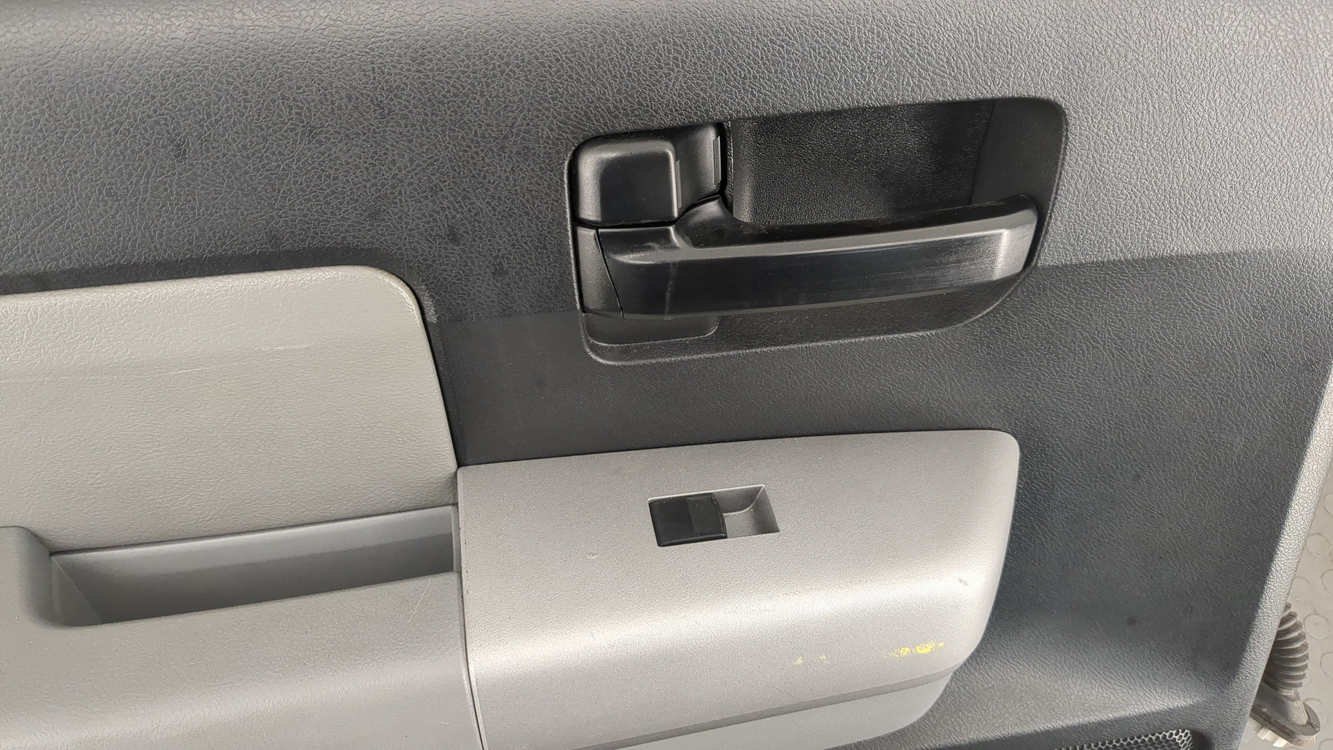 Дверь задняя левая