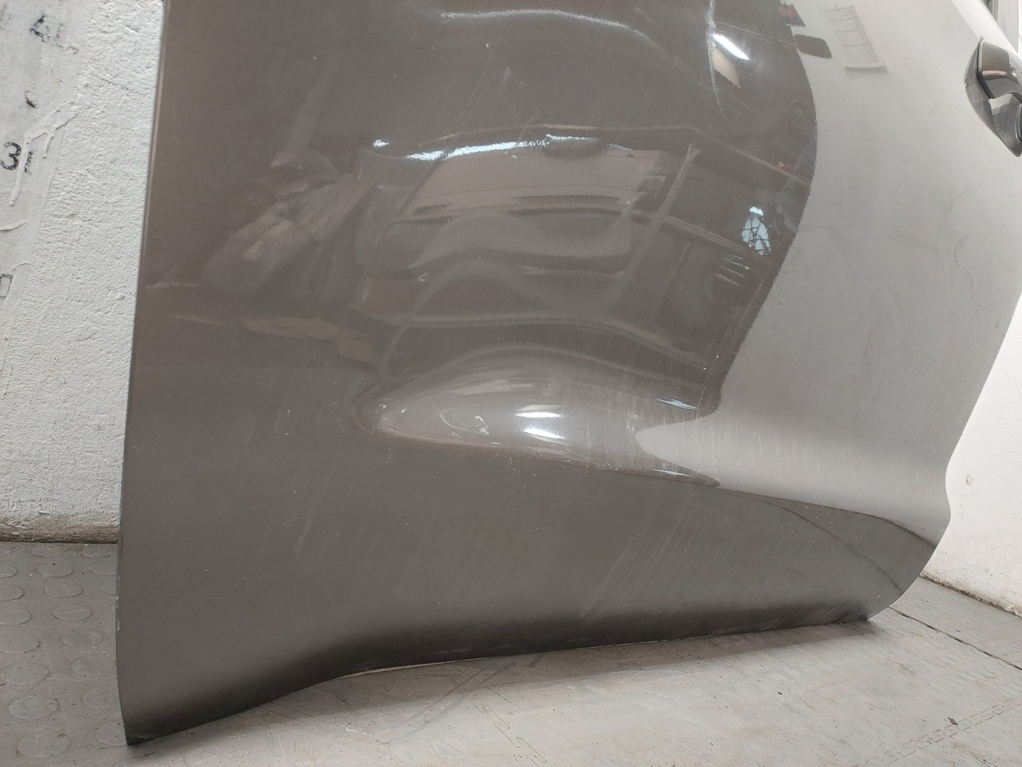 Дверь передняя левая