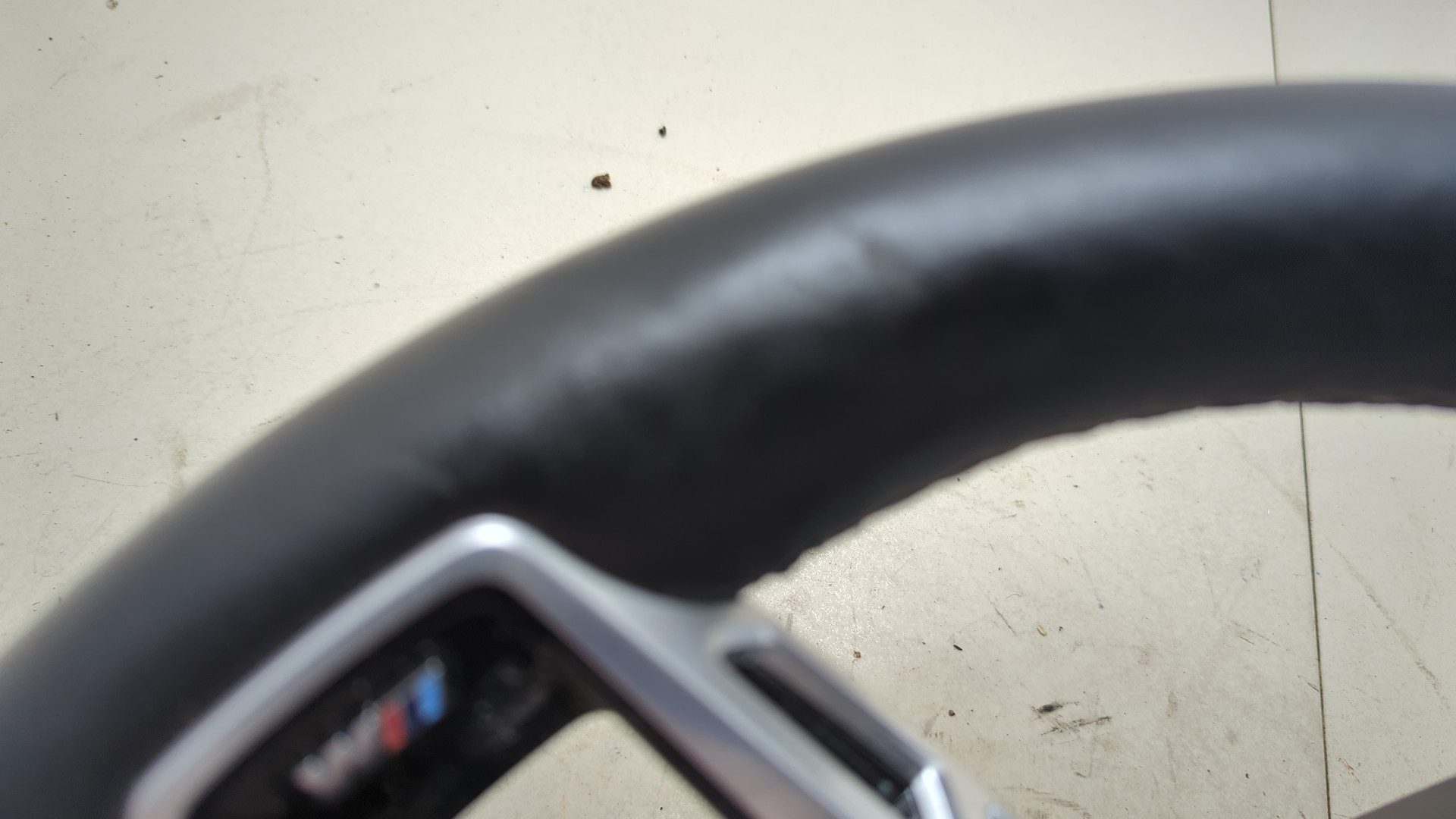 Рулевое колесо (руль)