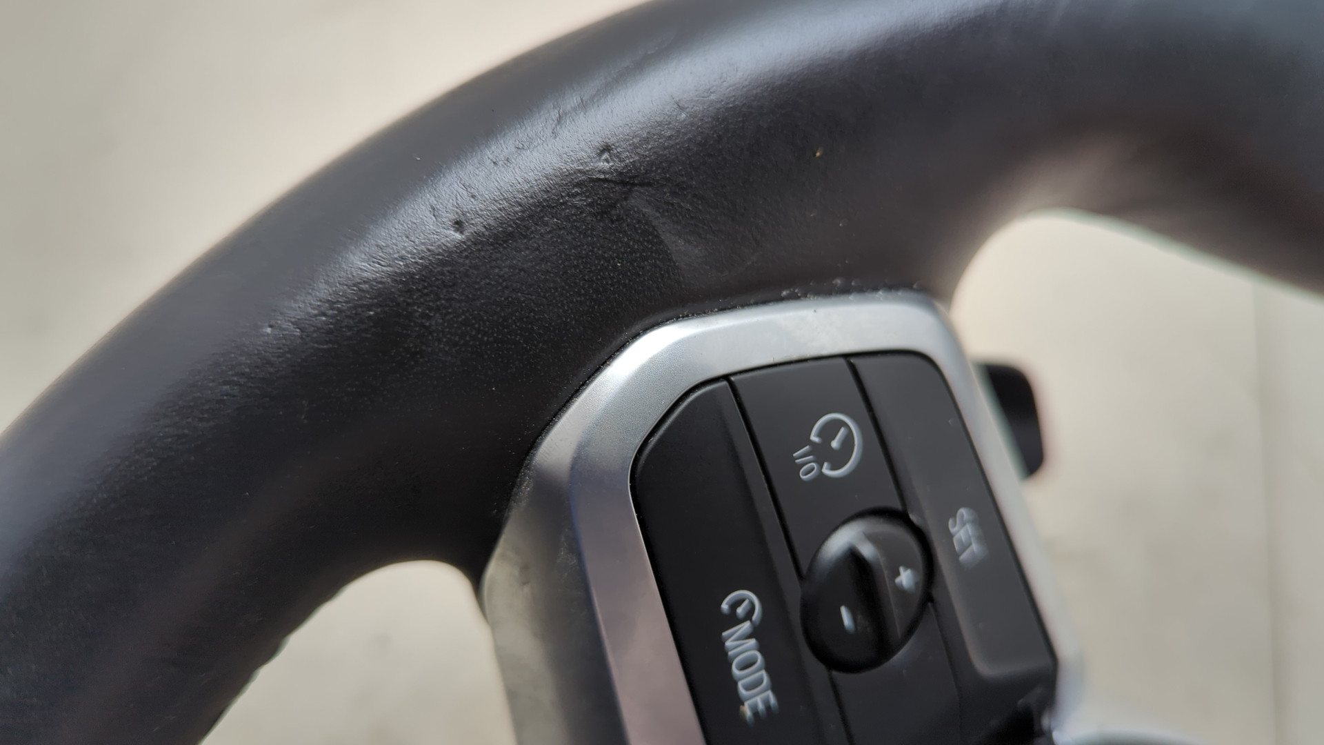 Рулевое колесо (руль)