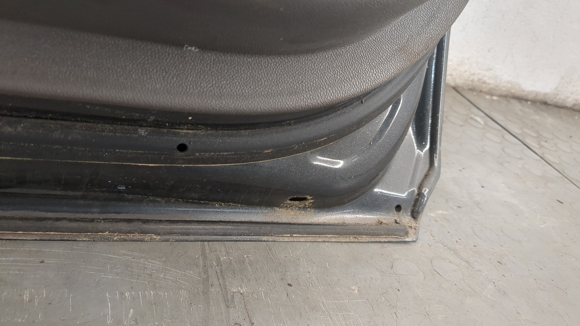 Дверь задняя левая