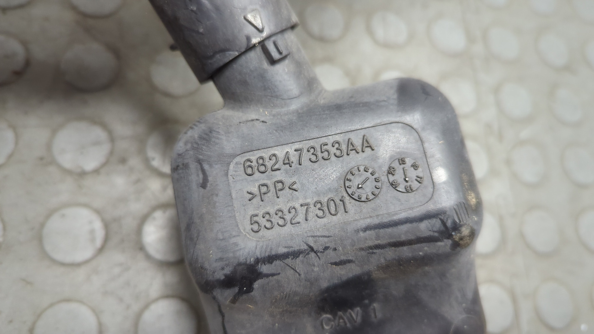 Патрубок воздушного фильтра