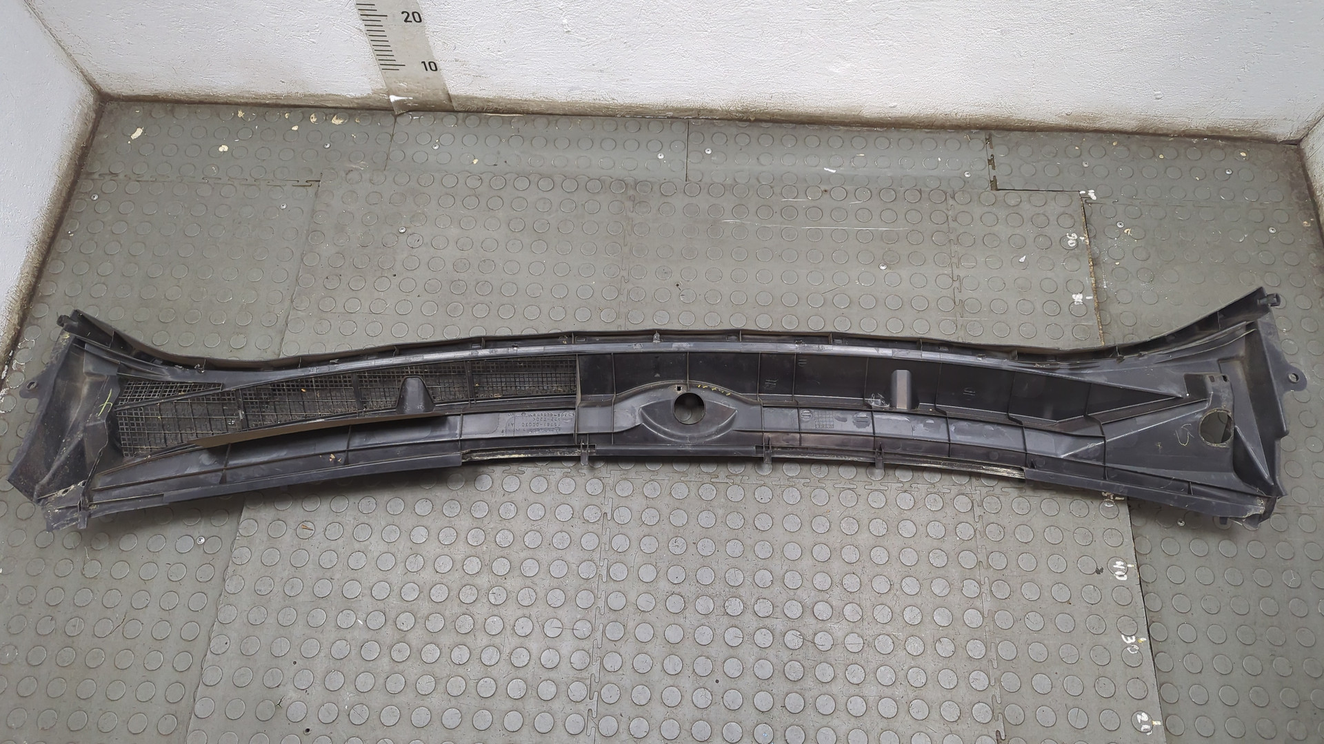 Решетка стеклоочистителей (Жабо)