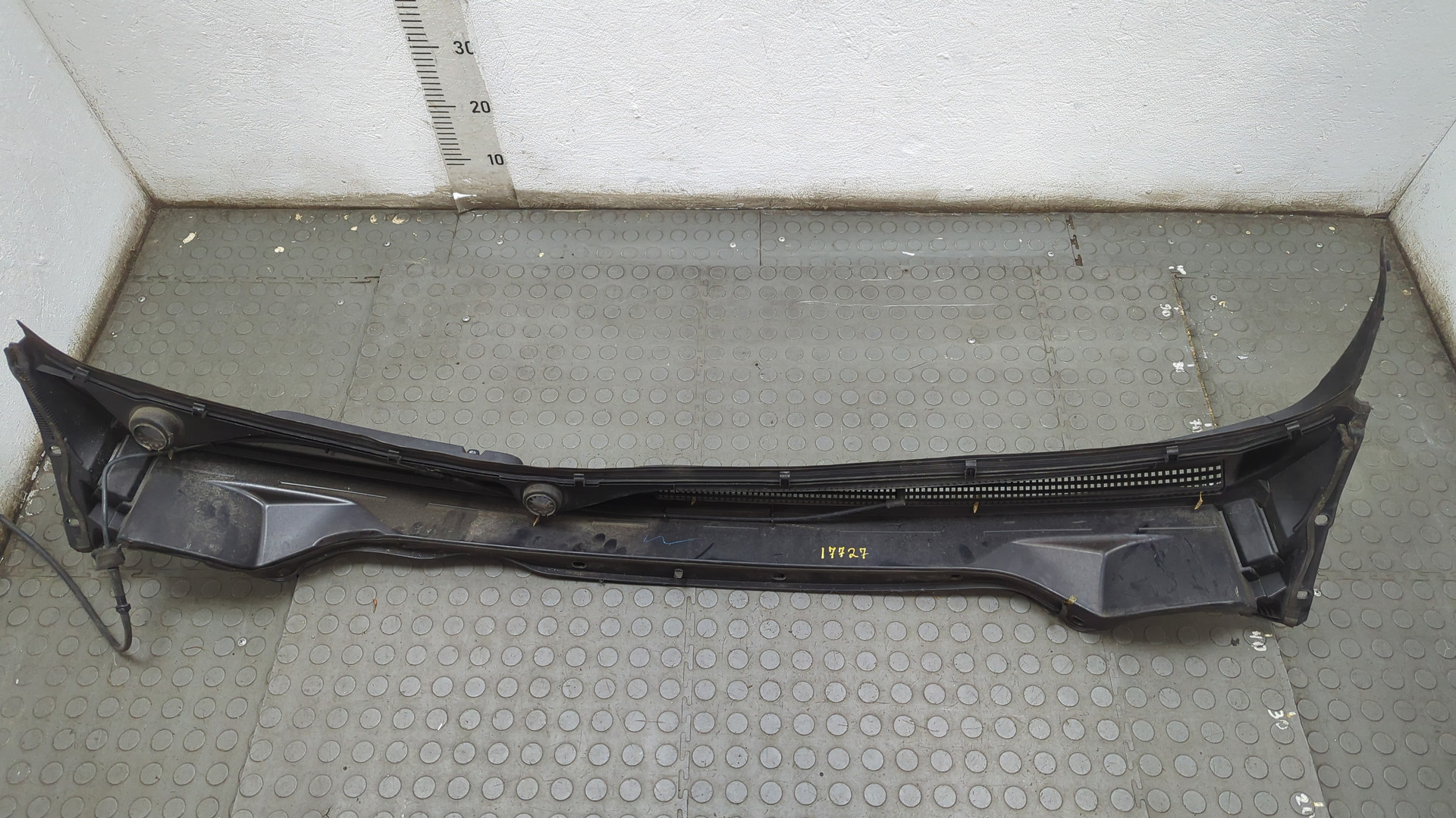 Решетка стеклоочистителей (Жабо)