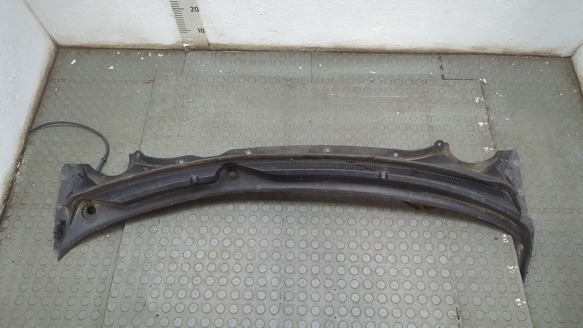 Решетка стеклоочистителей (Жабо)