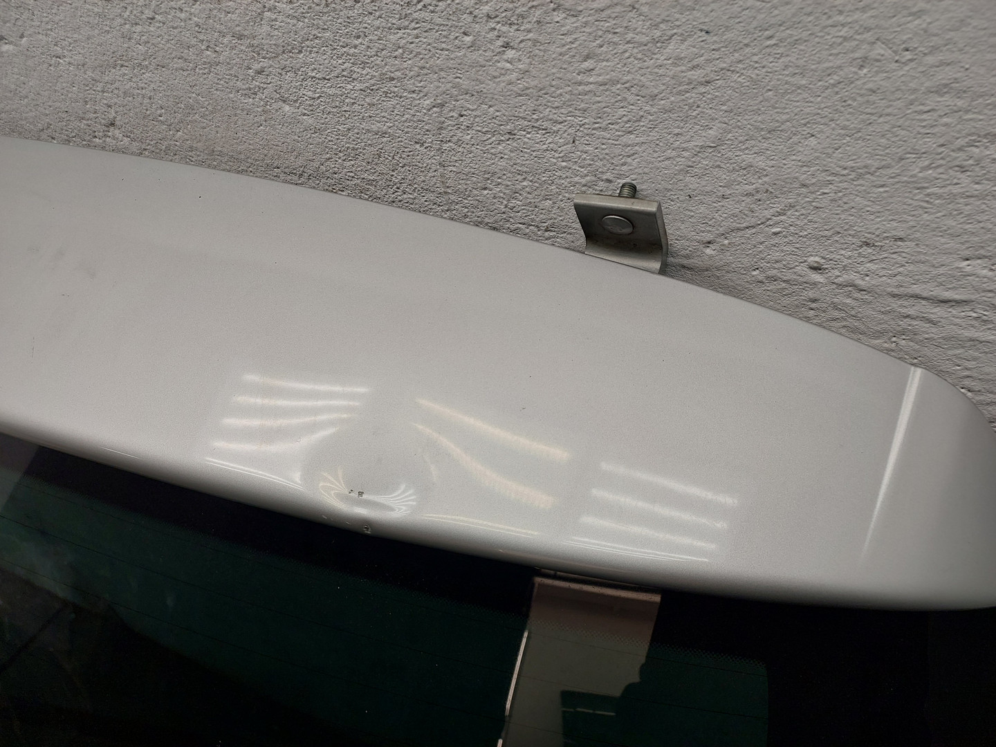 Дверь багажника