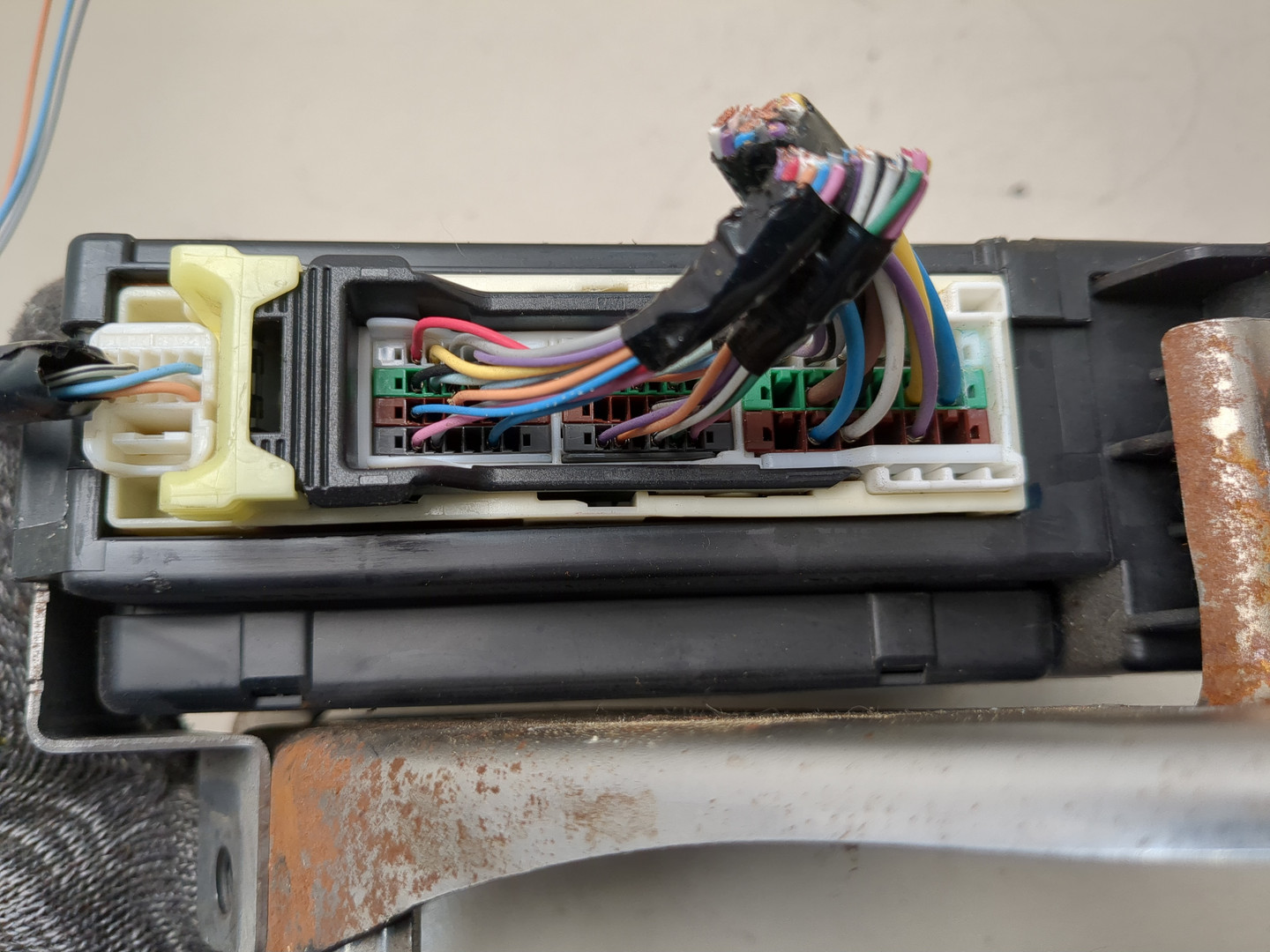 Блок предохранителей