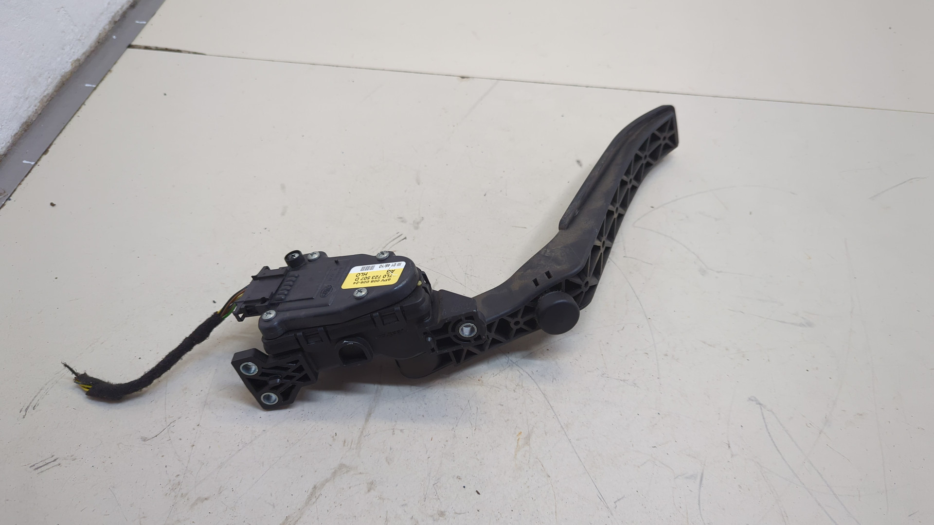 Педаль газа