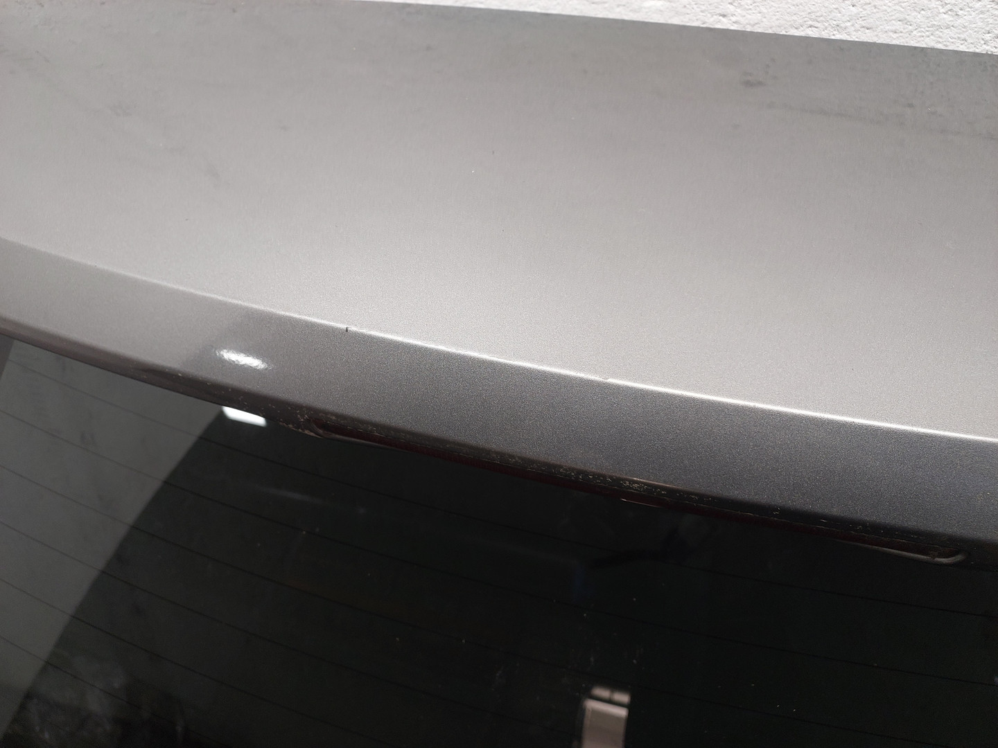 Дверь багажника