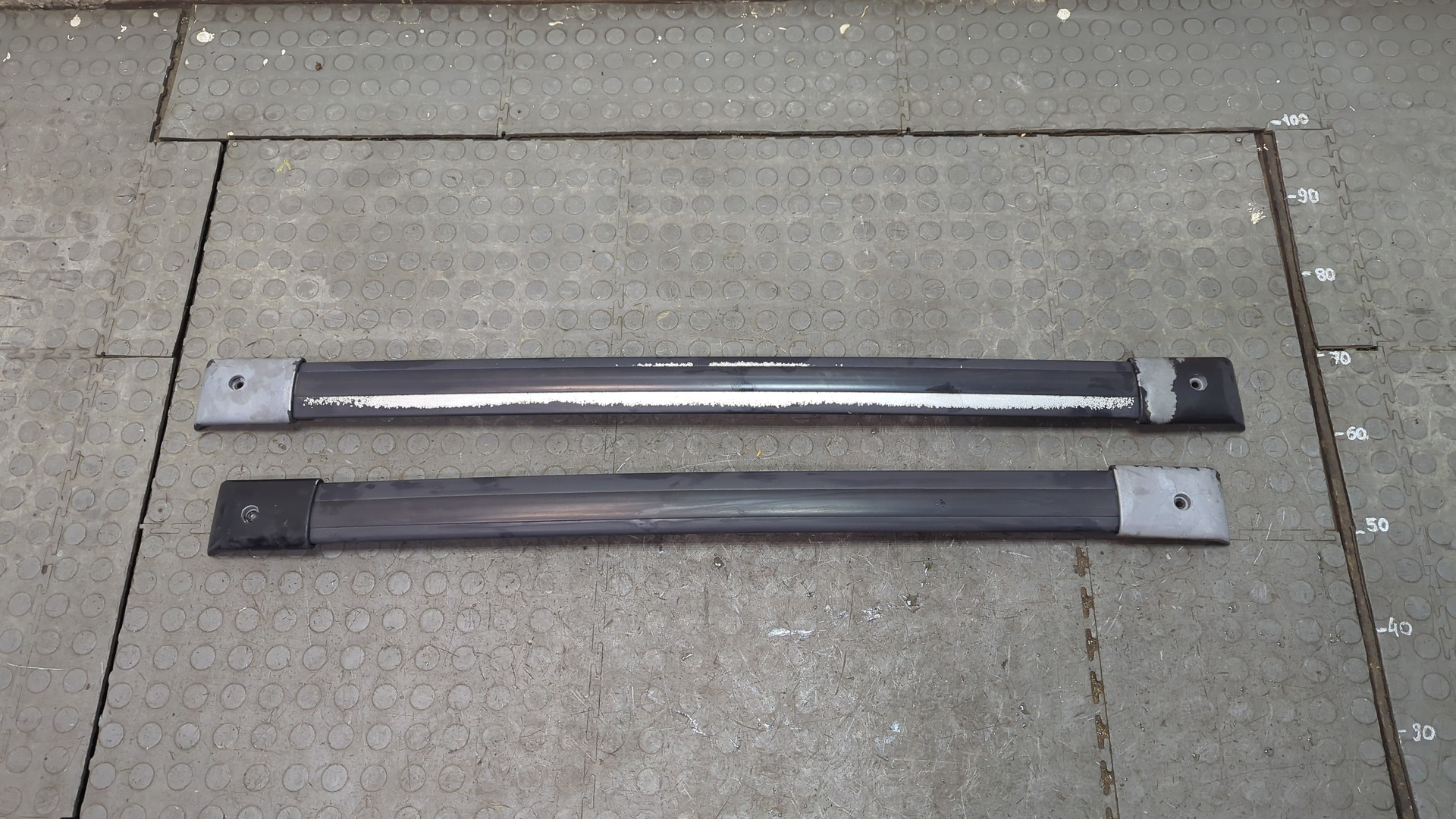 Рейлинги (релинг) к-кт (планки на крышу)