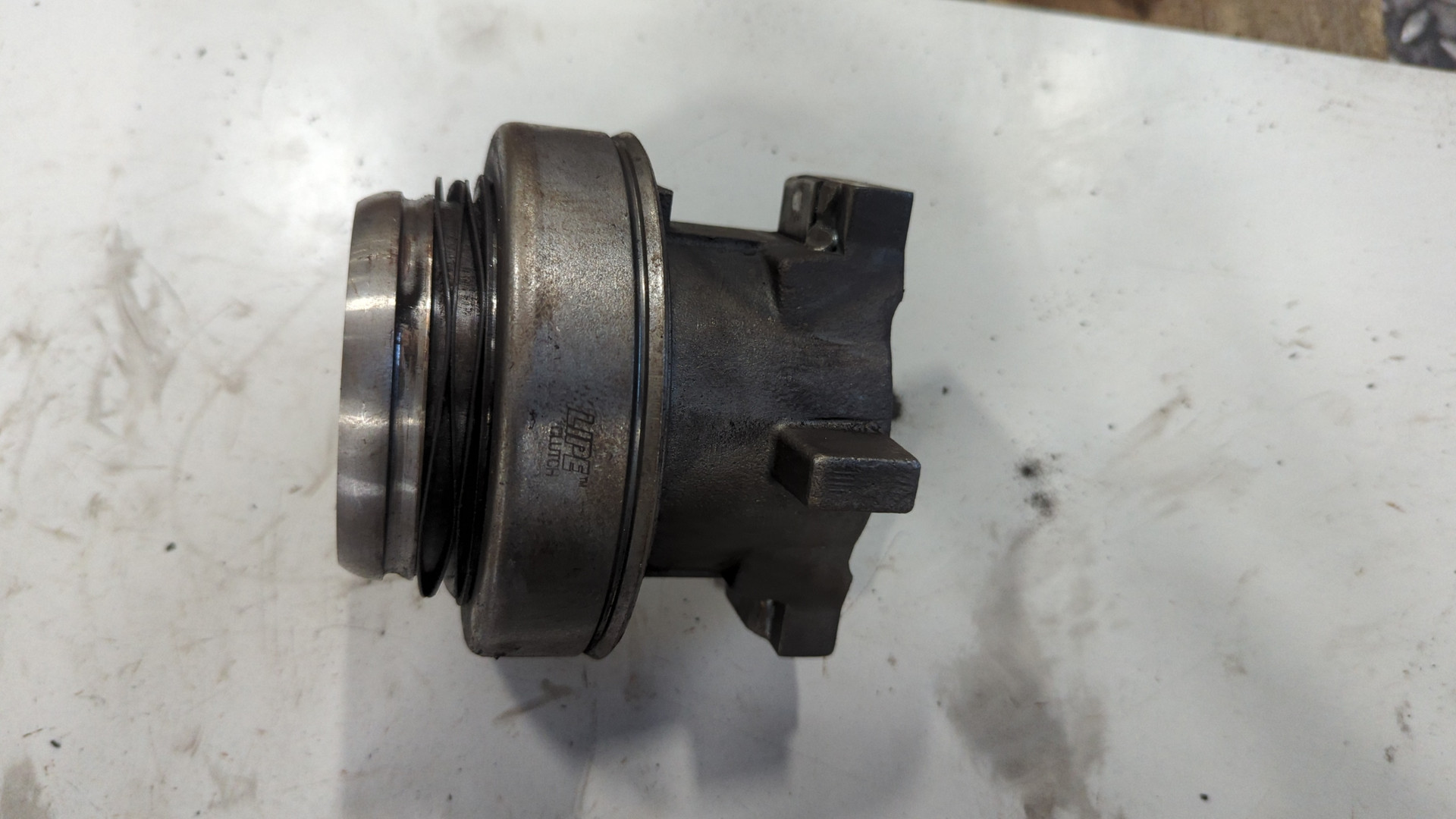 Подшипник выжимной