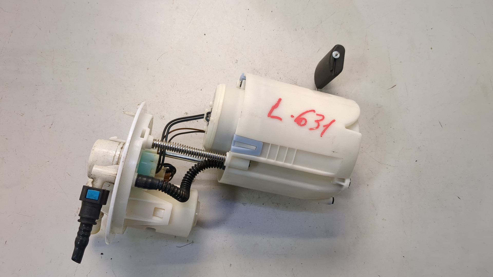 Насос топливный электрический