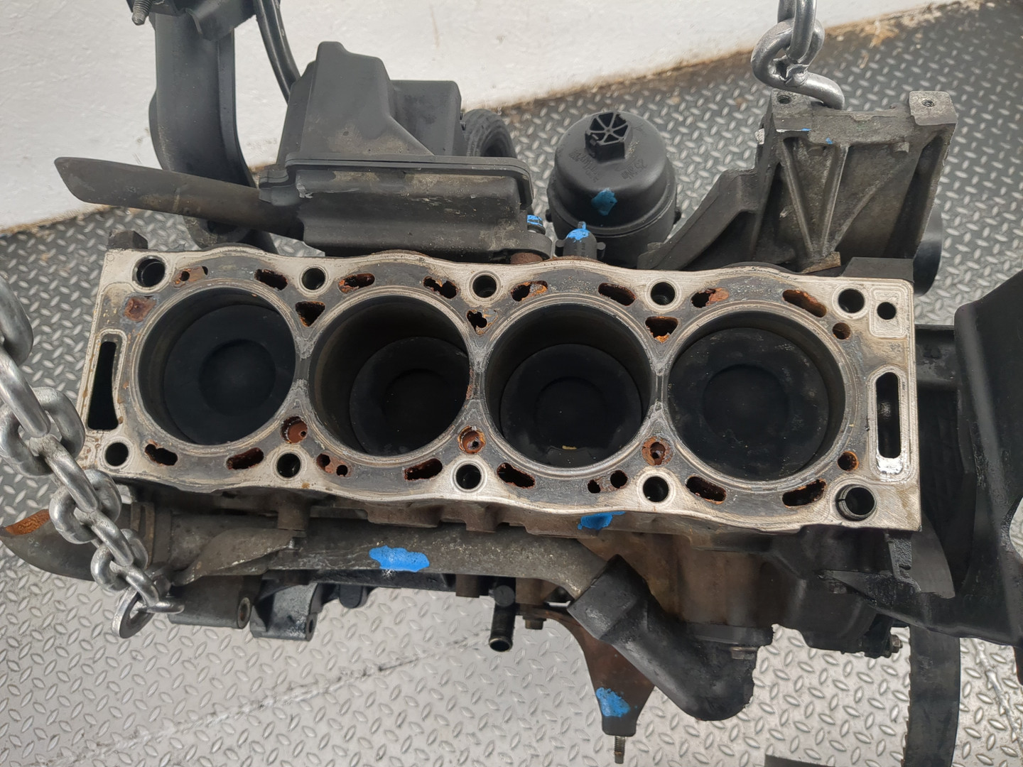 Блок двигателя