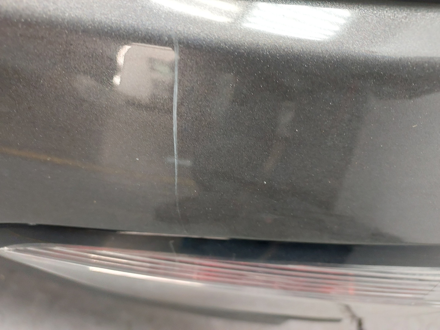 Дверь багажника