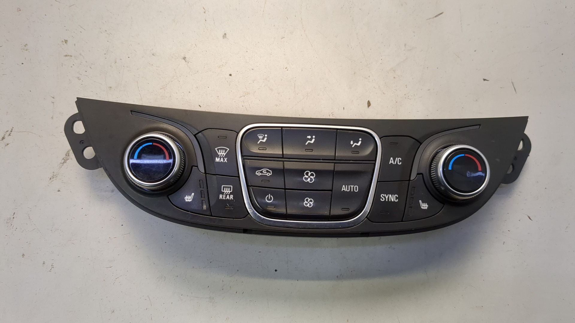 Переключатель отопителя