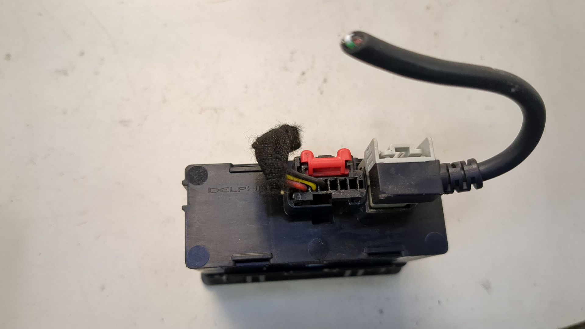 Гнездо AUX / USB IN