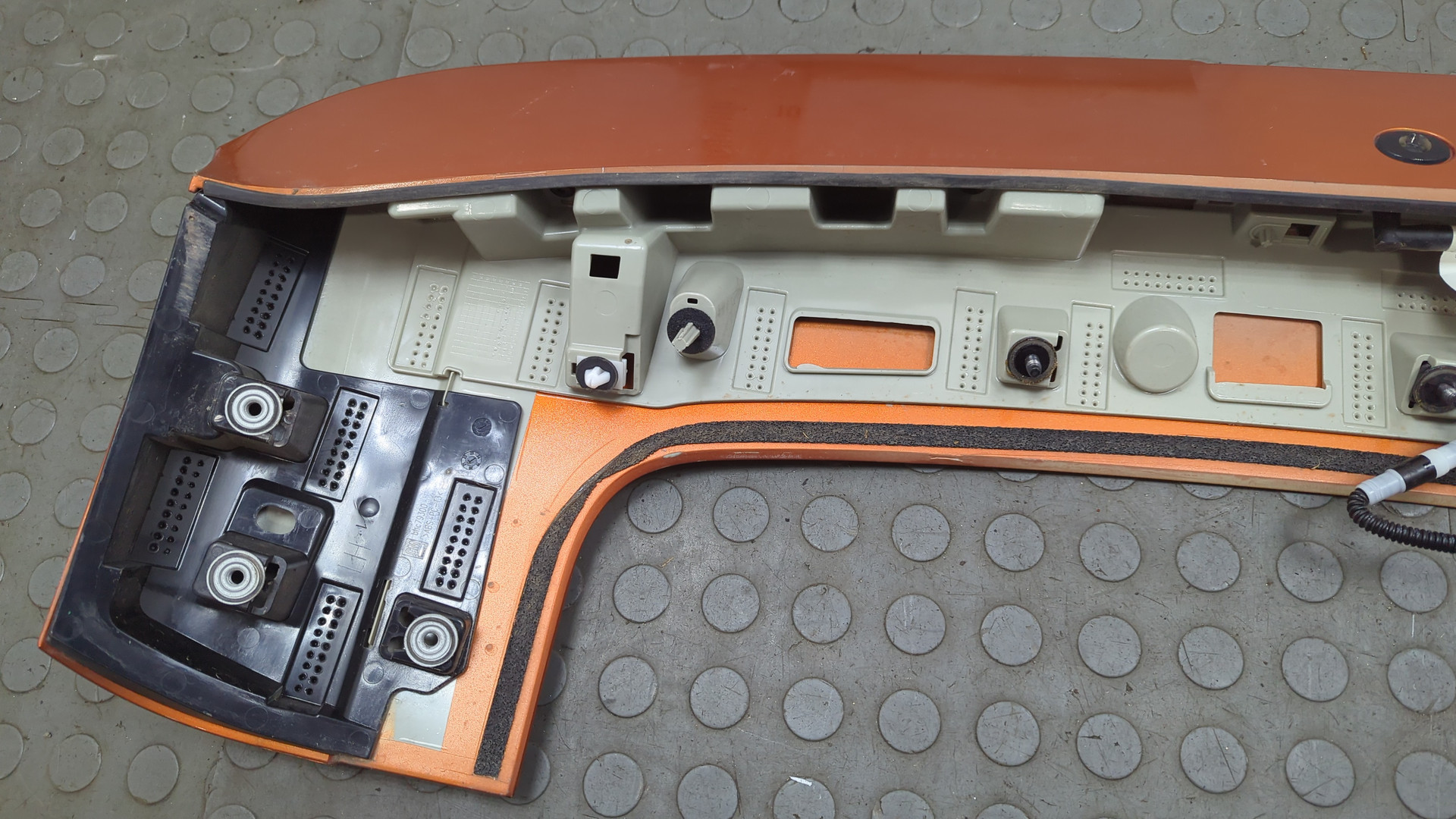 Спойлер переднего бампера