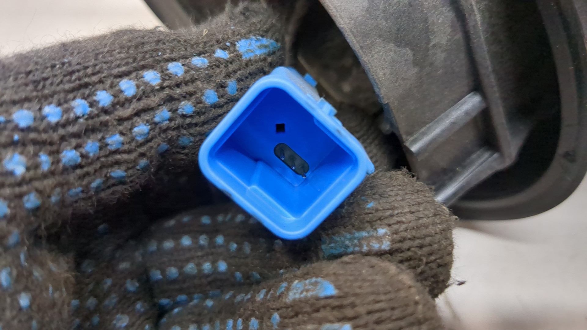 Зеркало правое электрическое