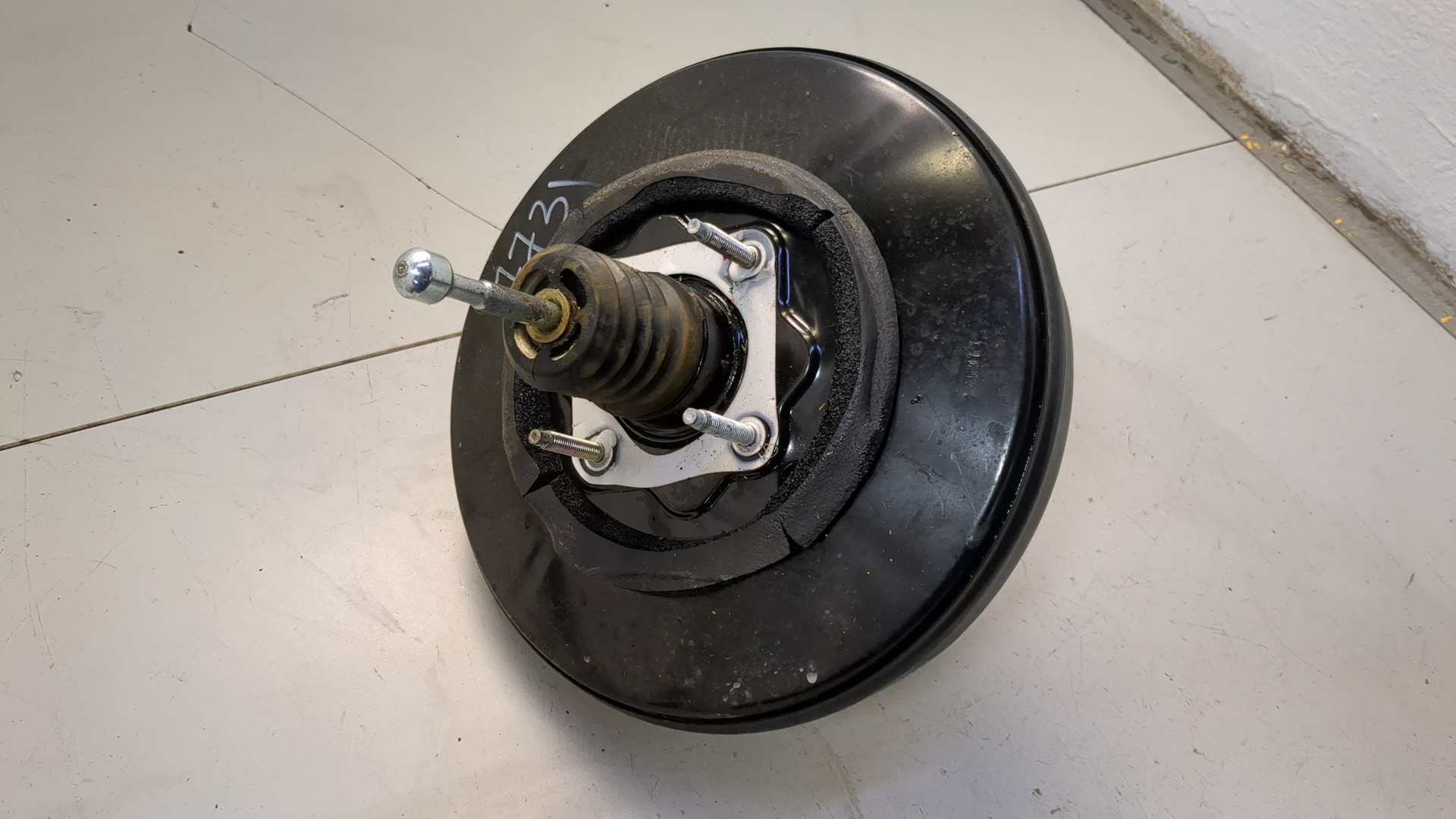 Цилиндр тормозной главный