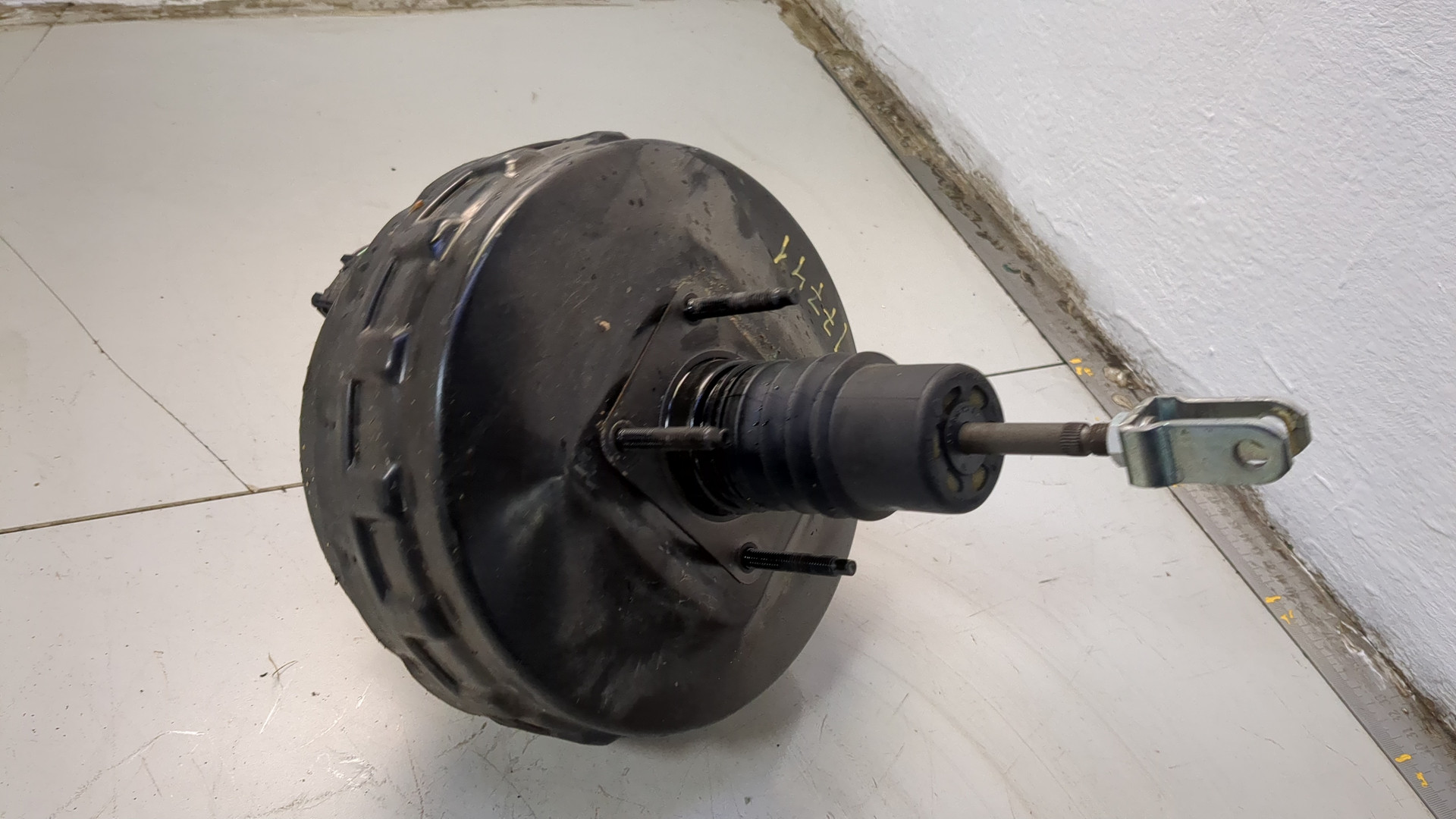 Цилиндр тормозной главный