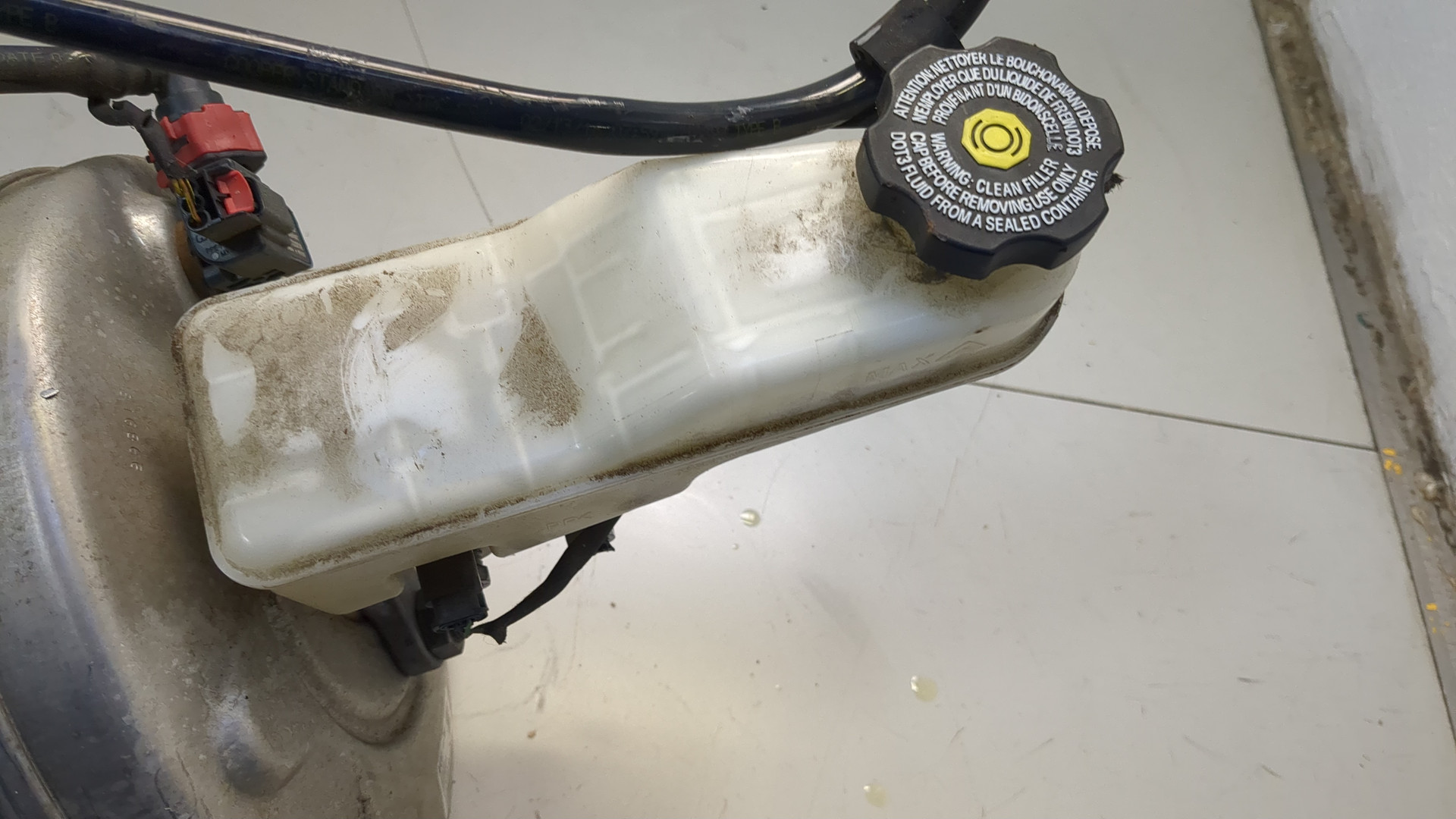 Цилиндр тормозной главный