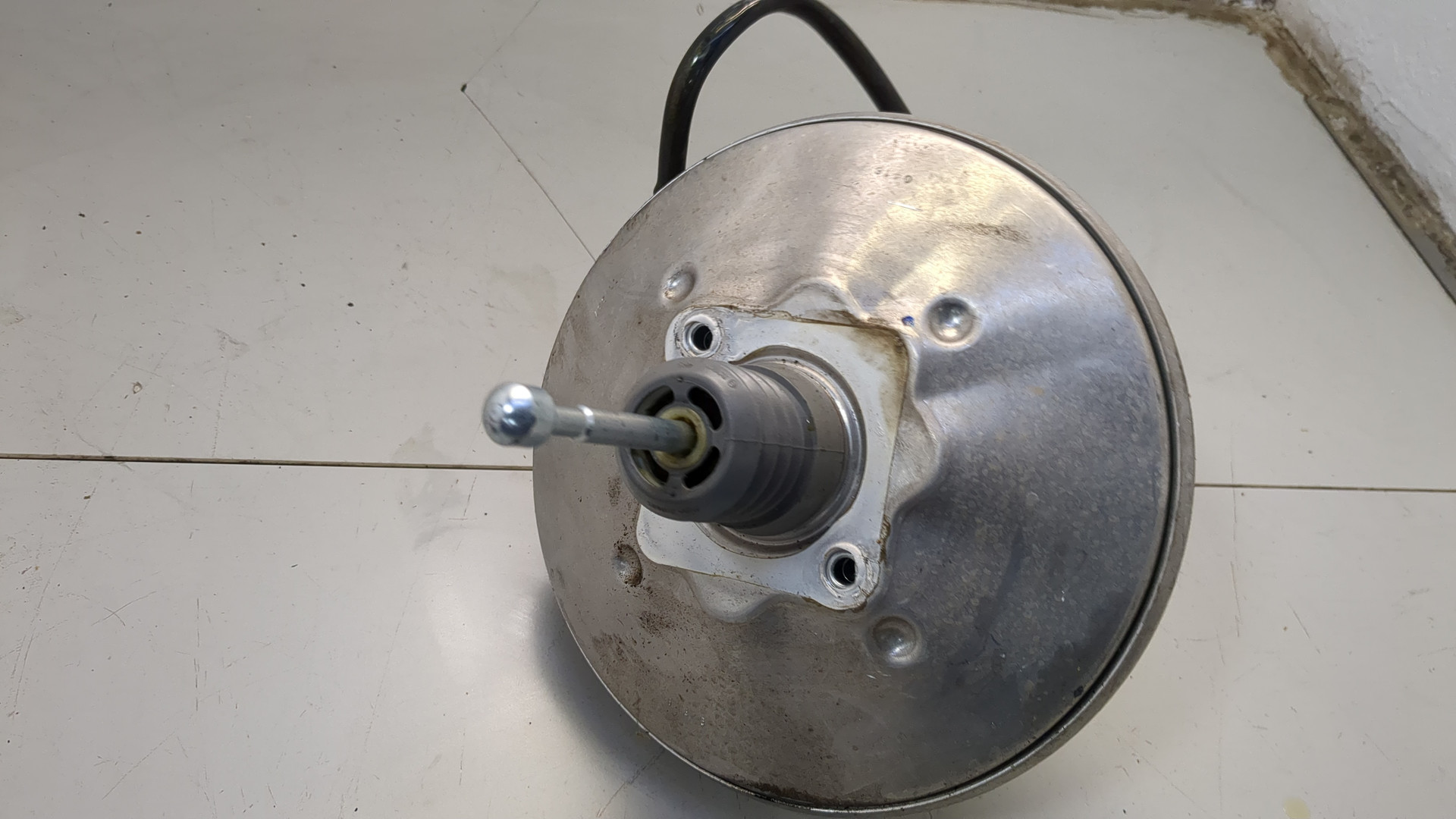 Цилиндр тормозной главный