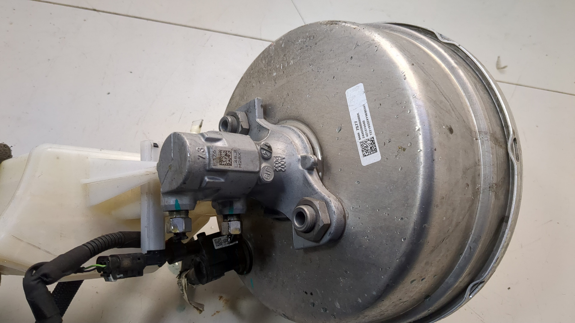 Цилиндр тормозной главный