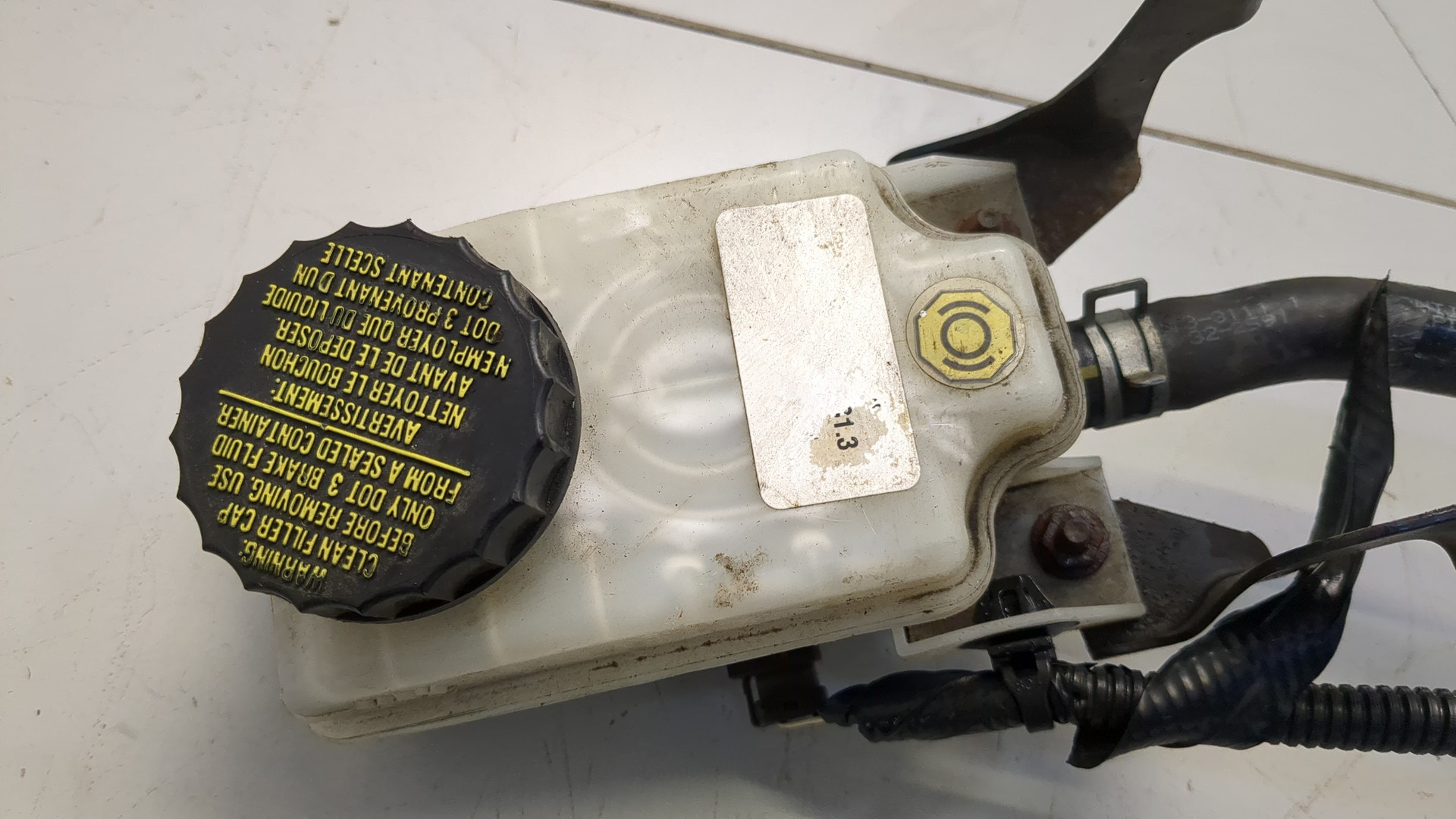 Цилиндр тормозной главный