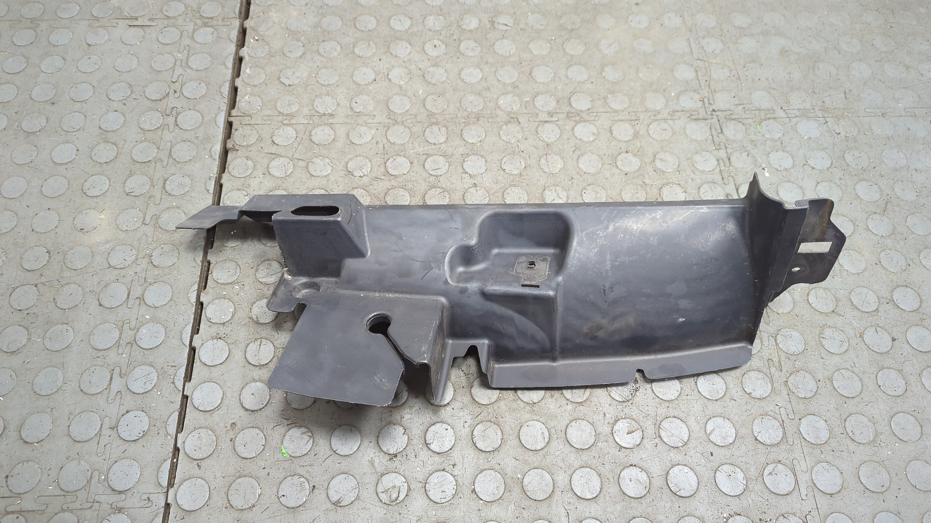 Воздухозаборник (внутри)