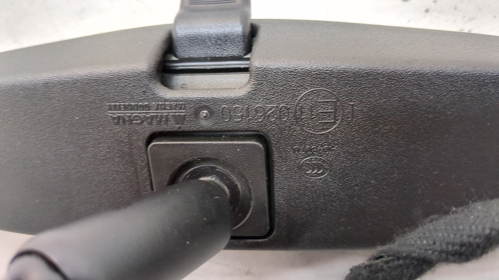 Зеркало заднего вида