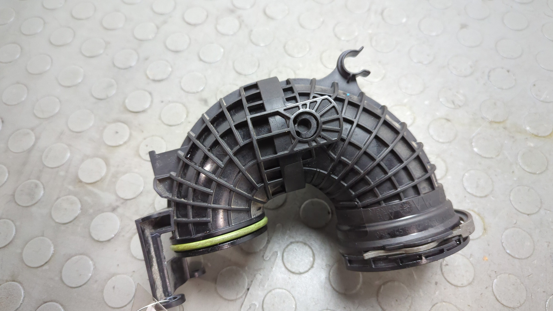 Патрубок интеркулера