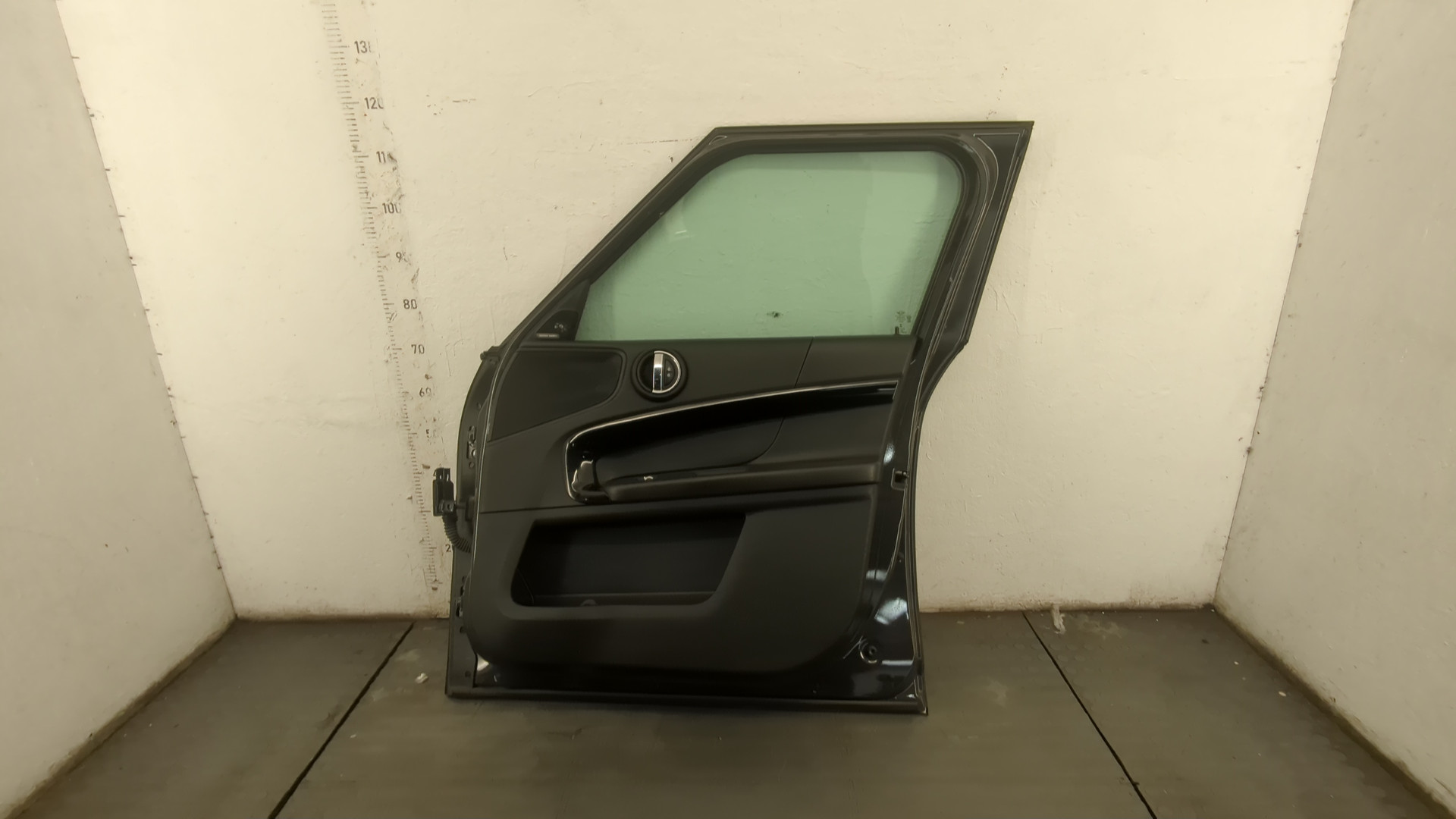 Дверь передняя правая