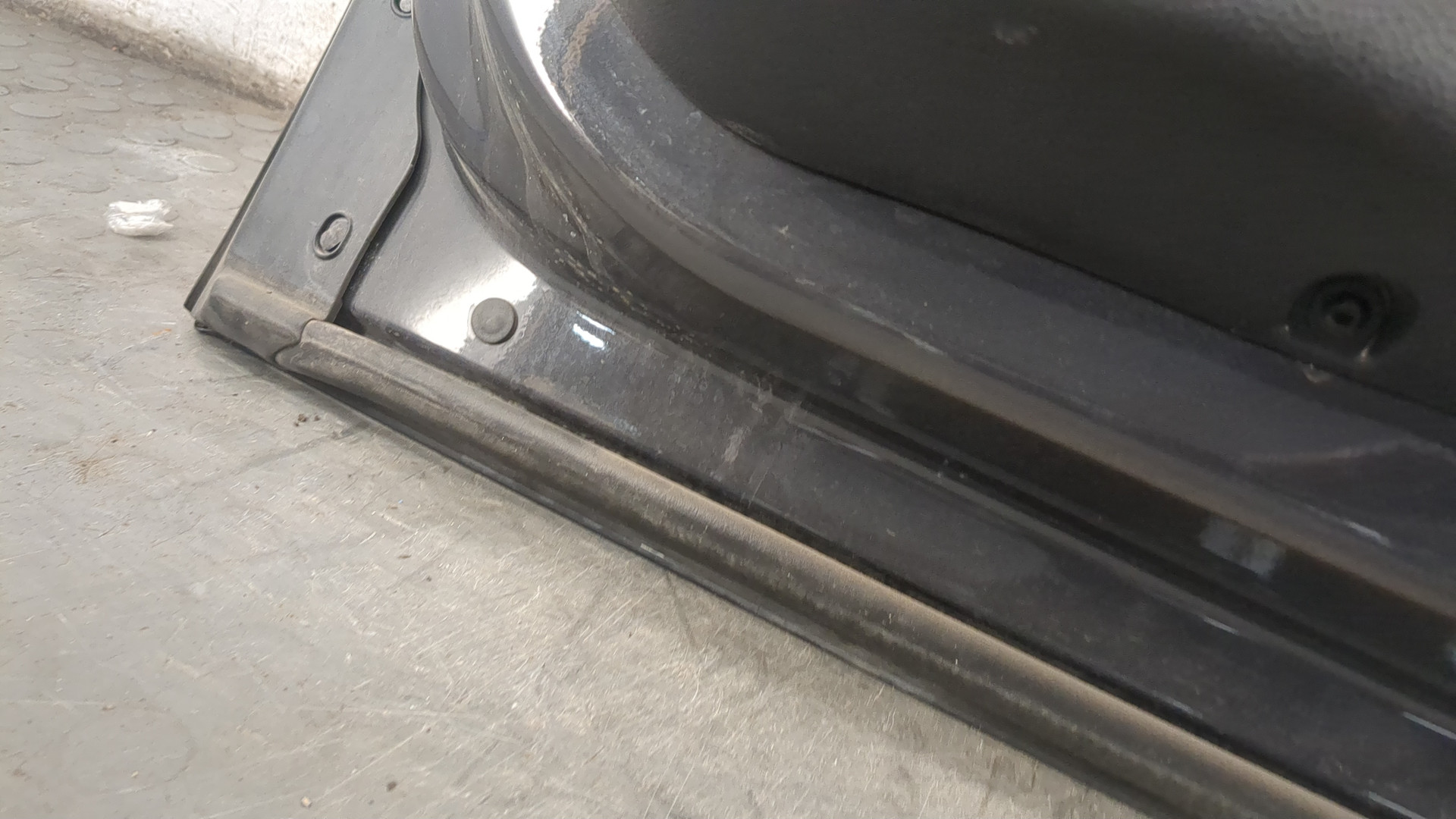 Дверь передняя правая