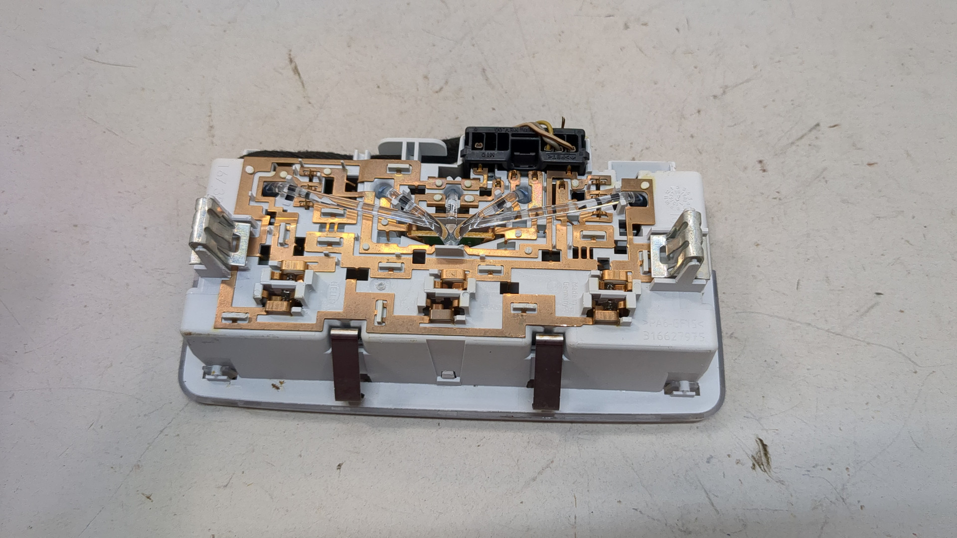 Плафон салонный