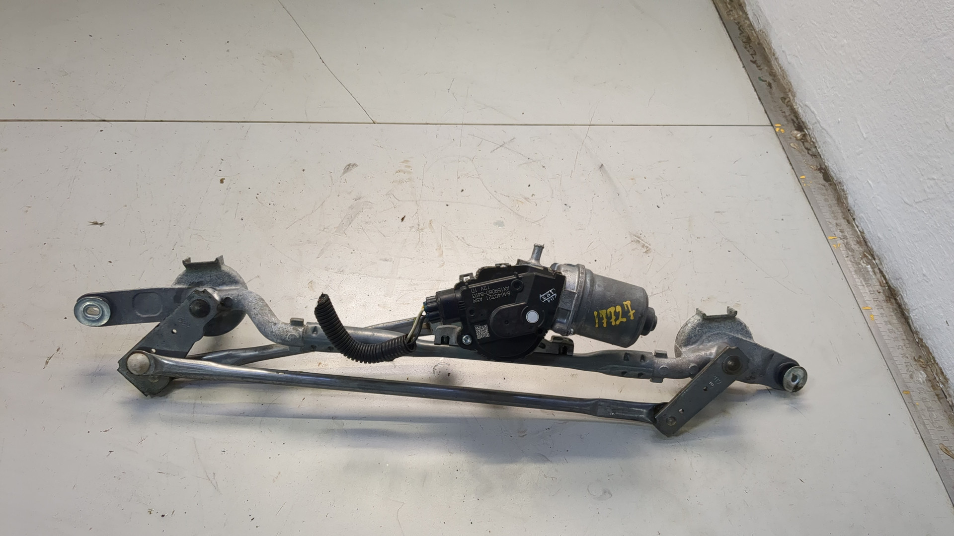 Трапеция стеклоочистителей