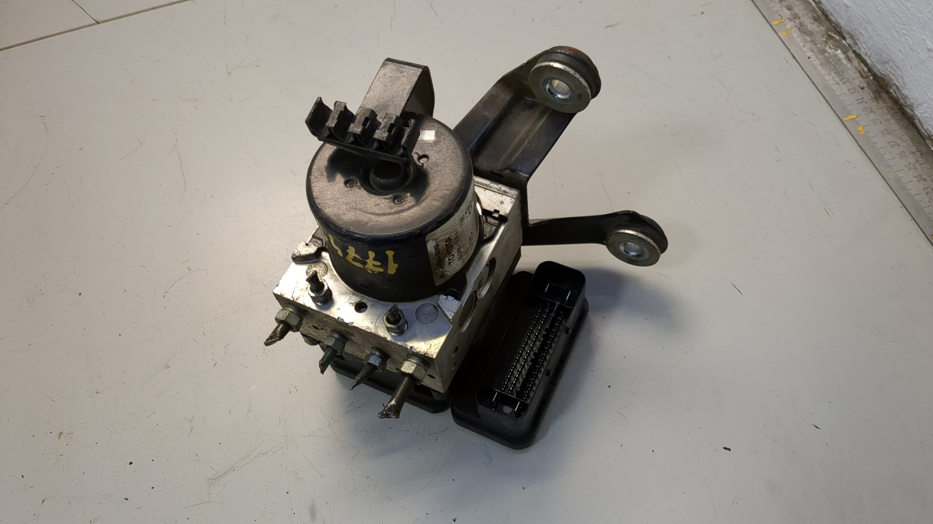 Блок ABS (насос)