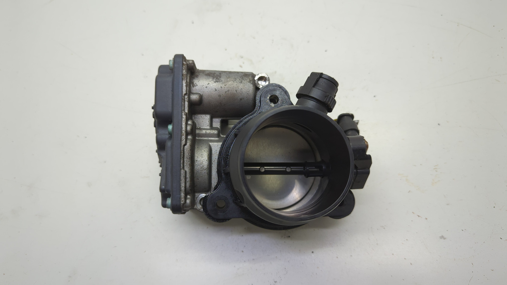 Заслонка дроссельная электрическая