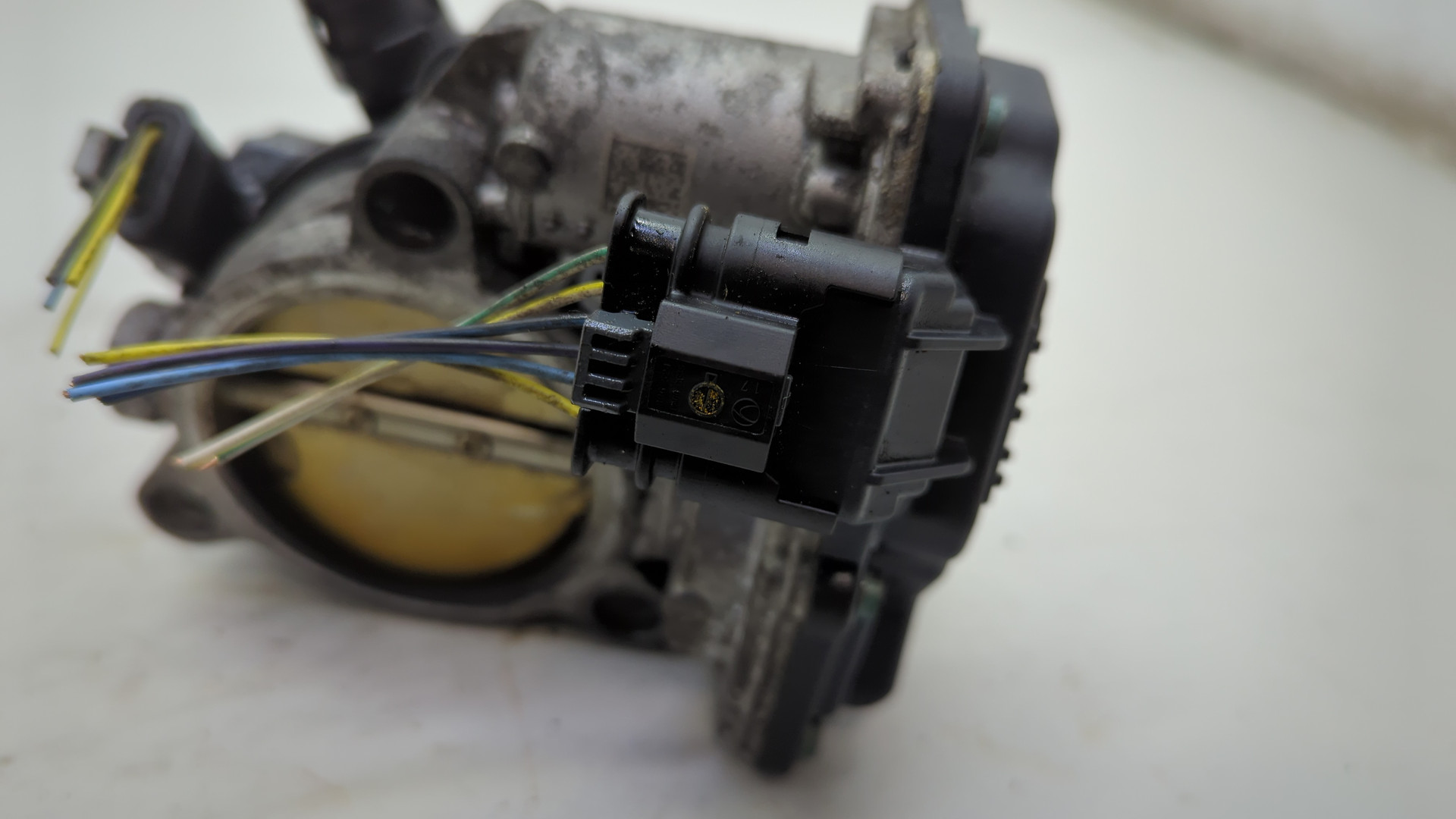 Заслонка дроссельная электрическая